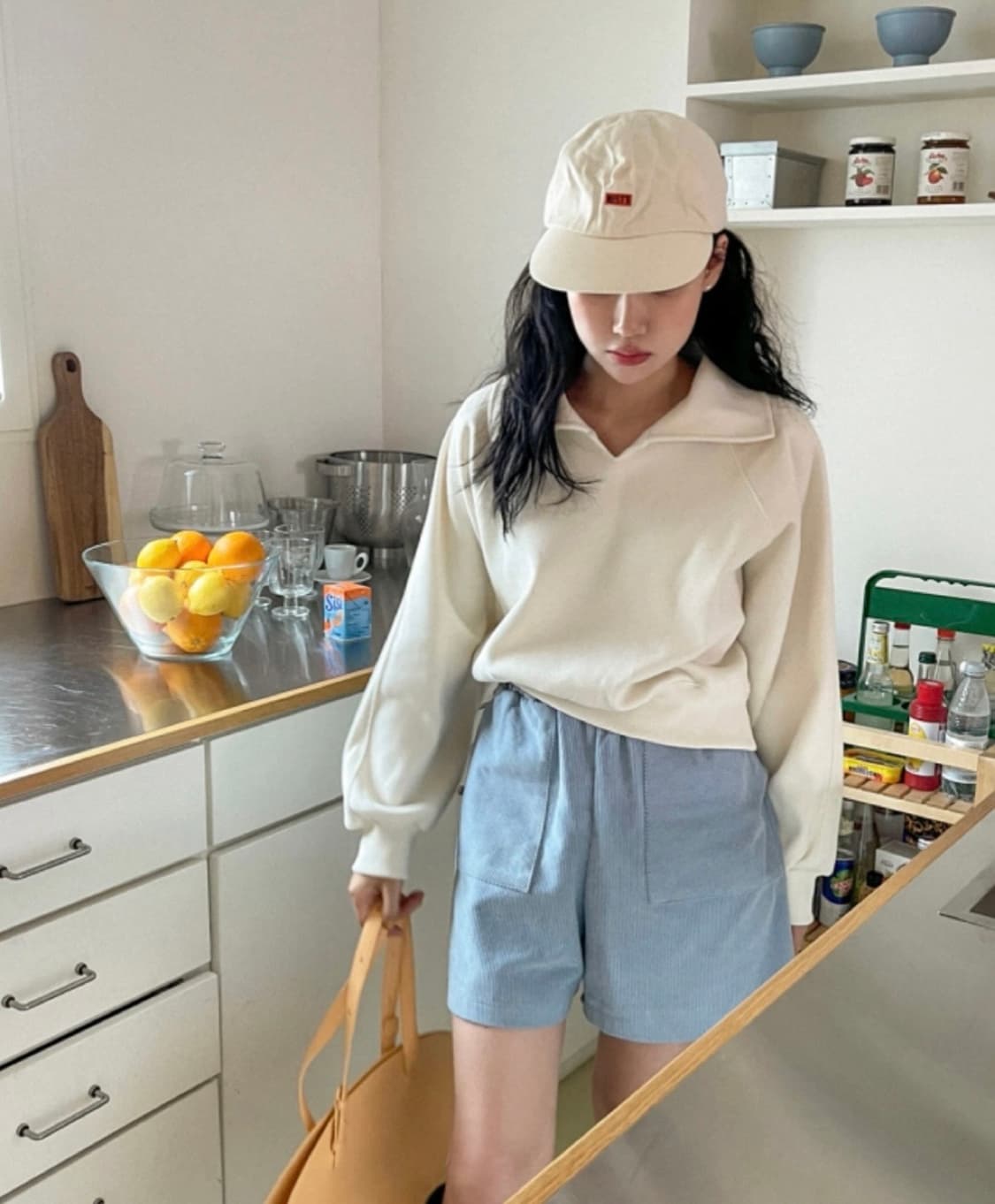 카라맨투맨 크림 상품이미지1