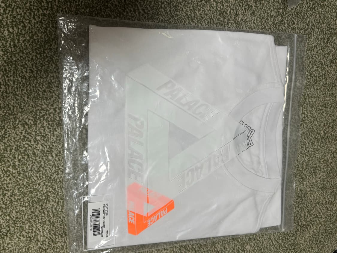 (M) 팔라스 palace 트라이 트위스터 티셔츠 화이트 23SS 상품이미지3