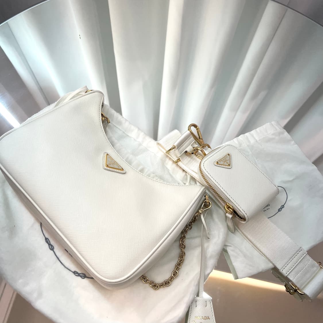 프라다 리에디션 사피아노 레더 체인 금장 크로스 호보백 상품이미지8