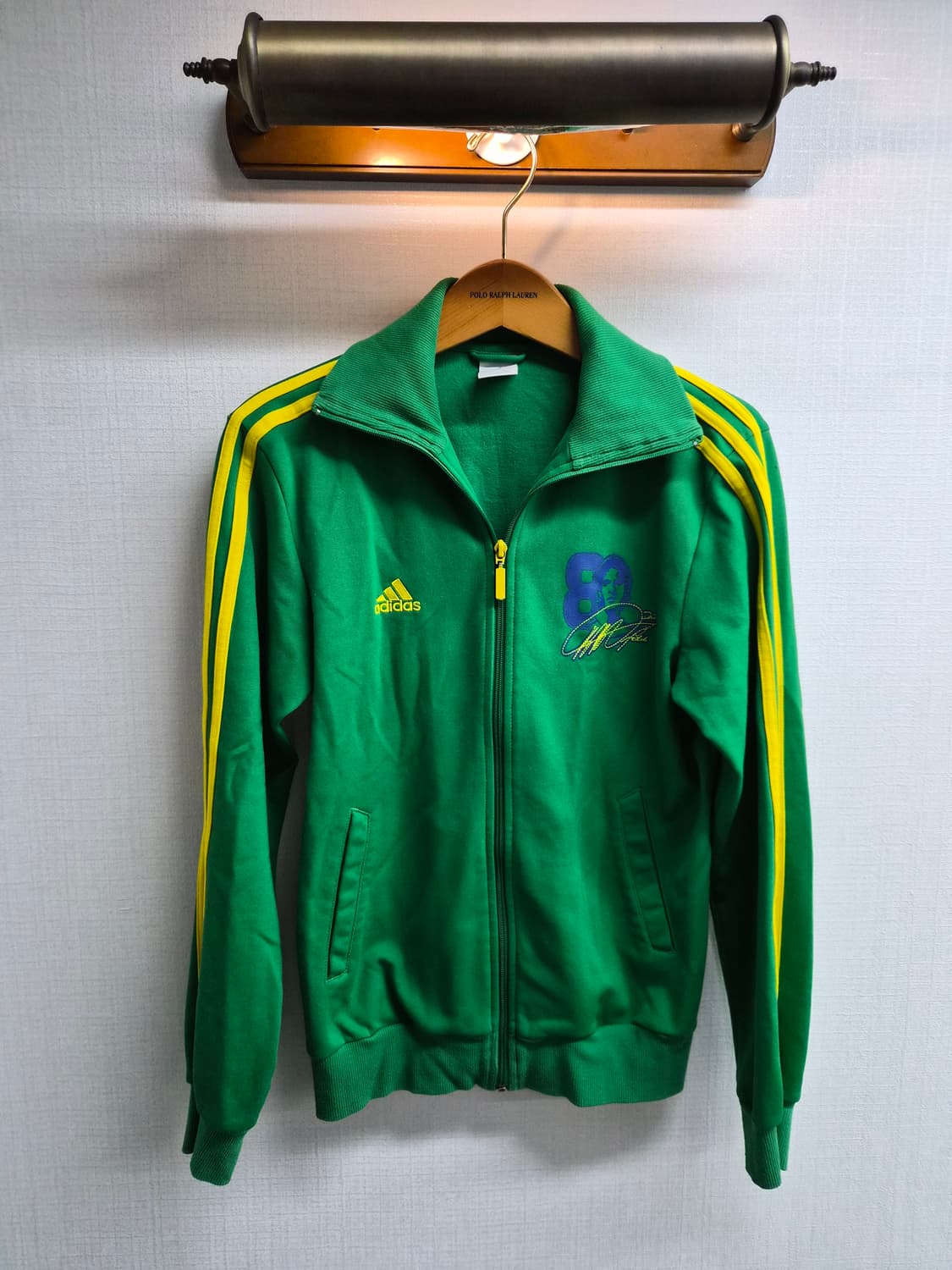 95) 아디다스 x 카카 트랙탑 져지 팝니다 상품이미지1