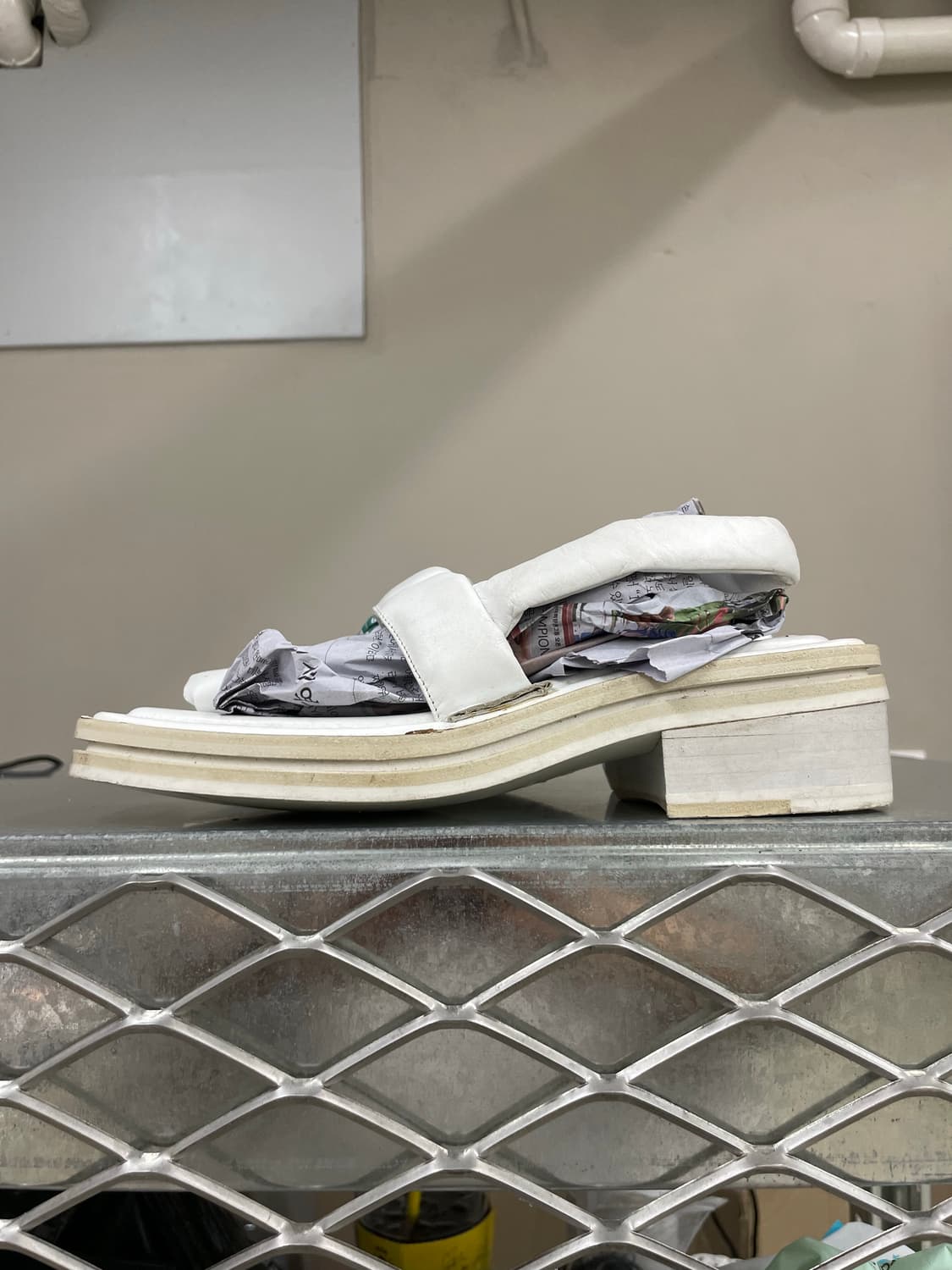 아크네 스튜디오 네미 화이트 샌들 38 상품이미지1