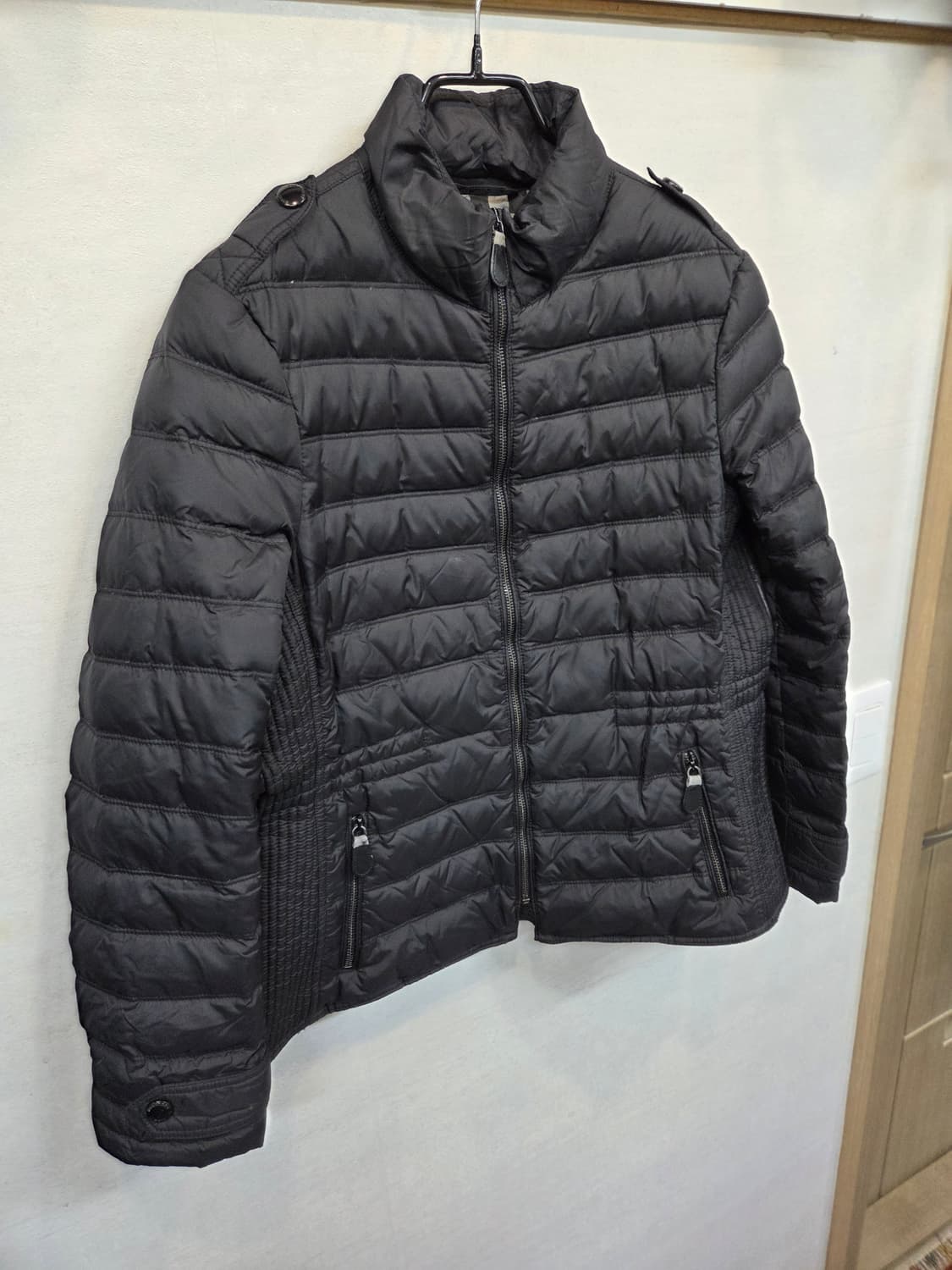 버버리 브릿 여성 레더 경량패딩 자켓 xl 상품이미지7