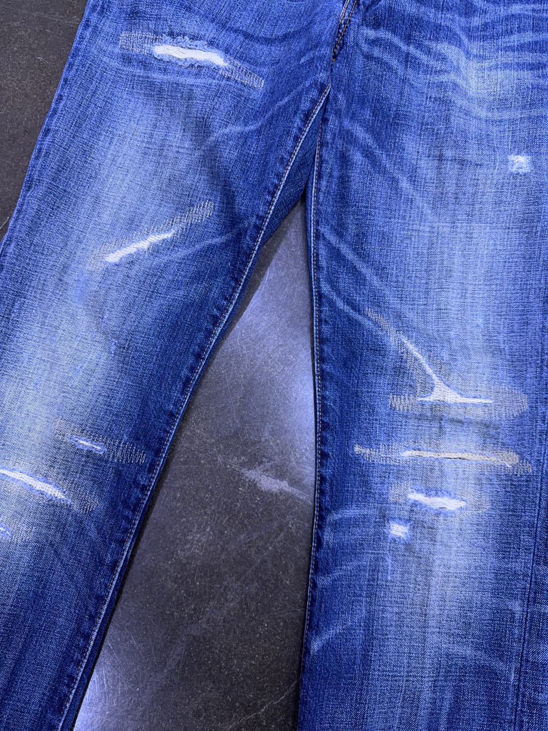 리바이스 511 빈티지 데미지 리워크 슬림핏 데님팬츠 32 상품이미지5