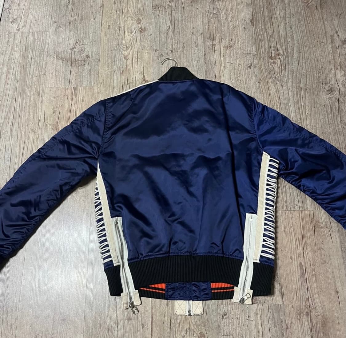 [희귀 매물] 디젤 트랙/ma-1항공 점퍼 상품이미지4