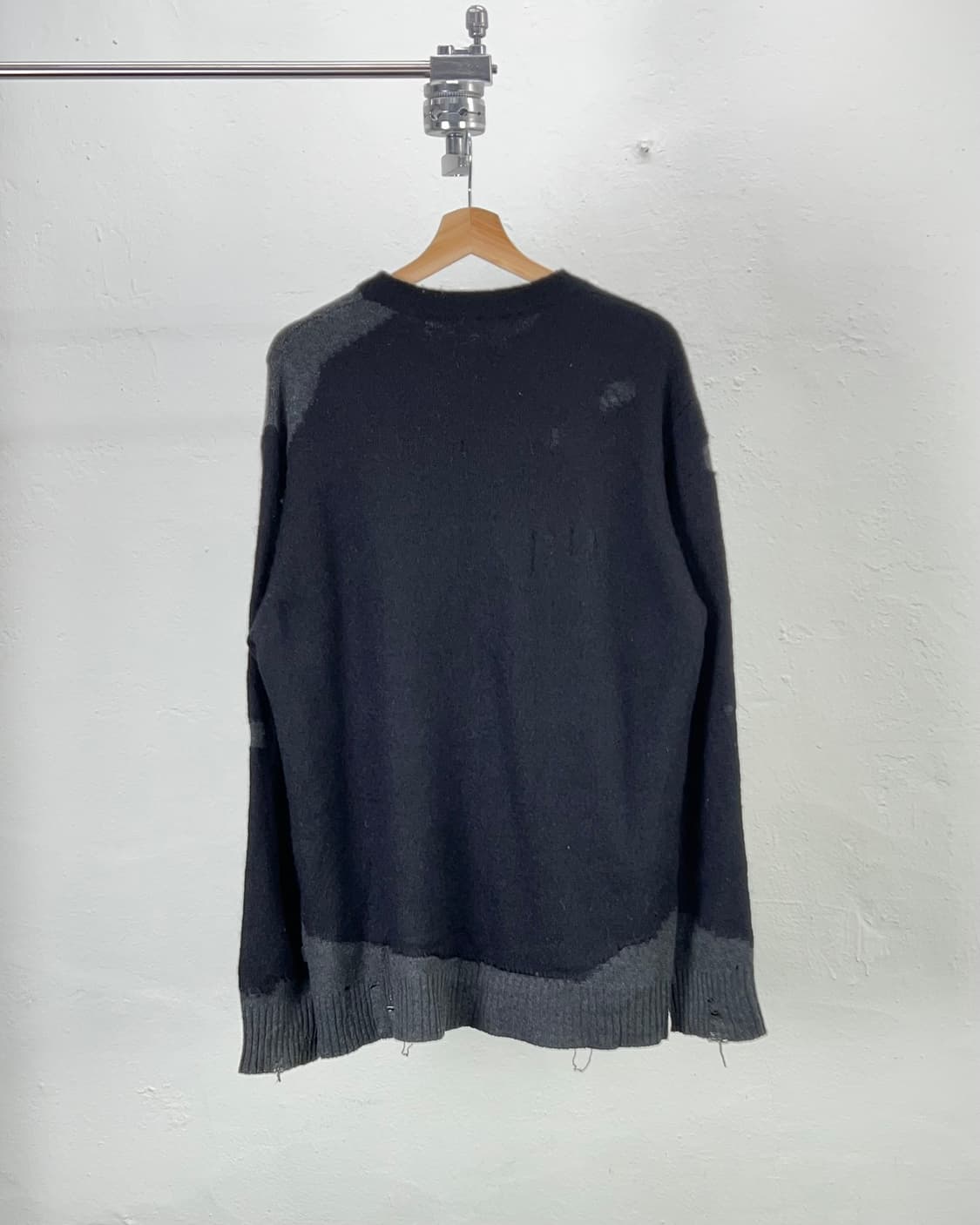 디젤 18aw 블랙 투페이스 그런지 울 블렌드 니트 스웨터 상품이미지6