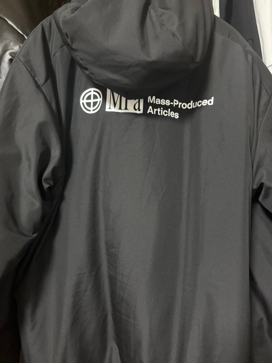 플라스틱 프로덕트 경량패딩 xl (새상품급) 상품이미지3