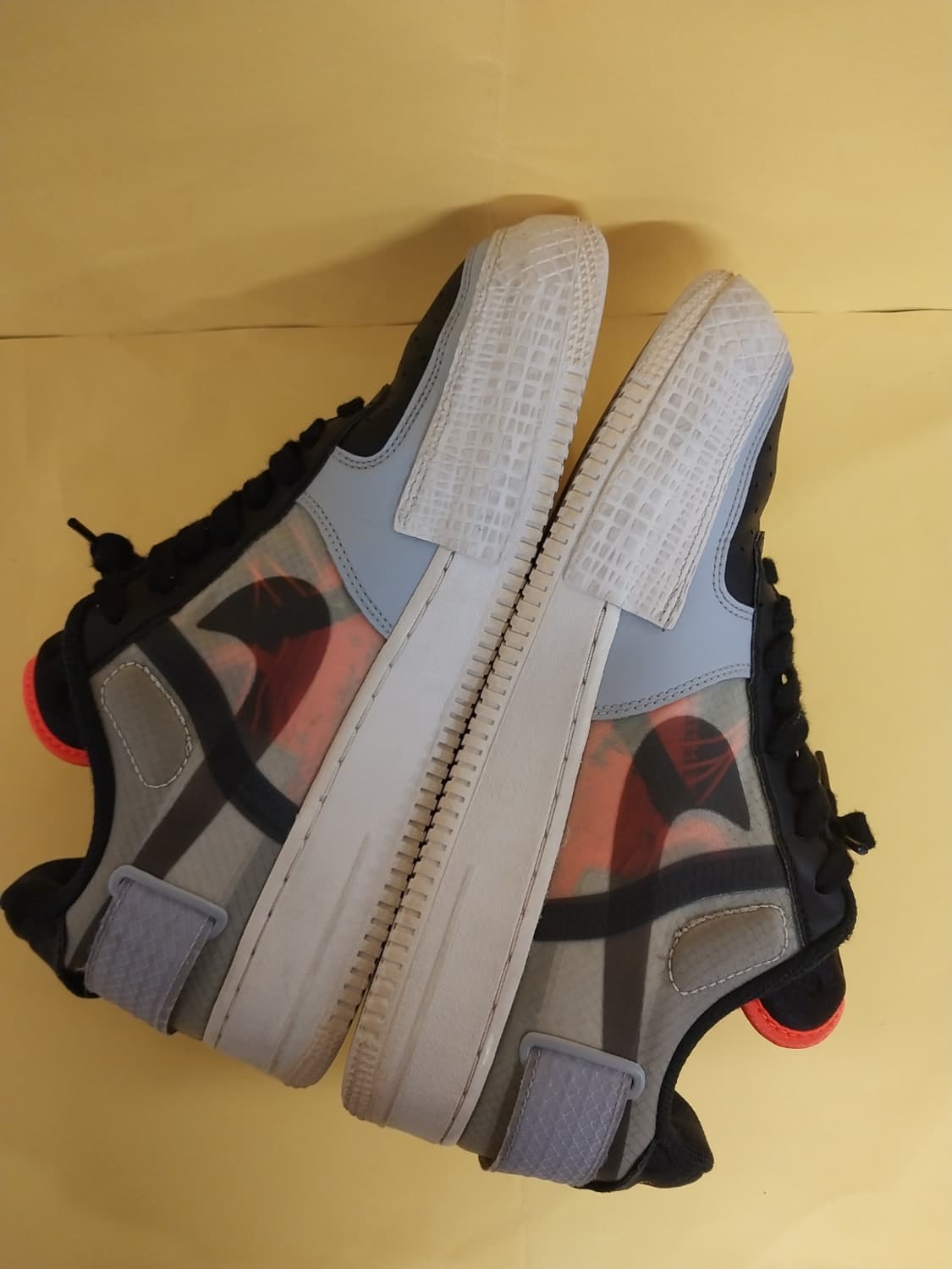 남성 나이키 에어포스1 타입 블랙 하이퍼 크림슨 운동화 (275) 상품이미지7