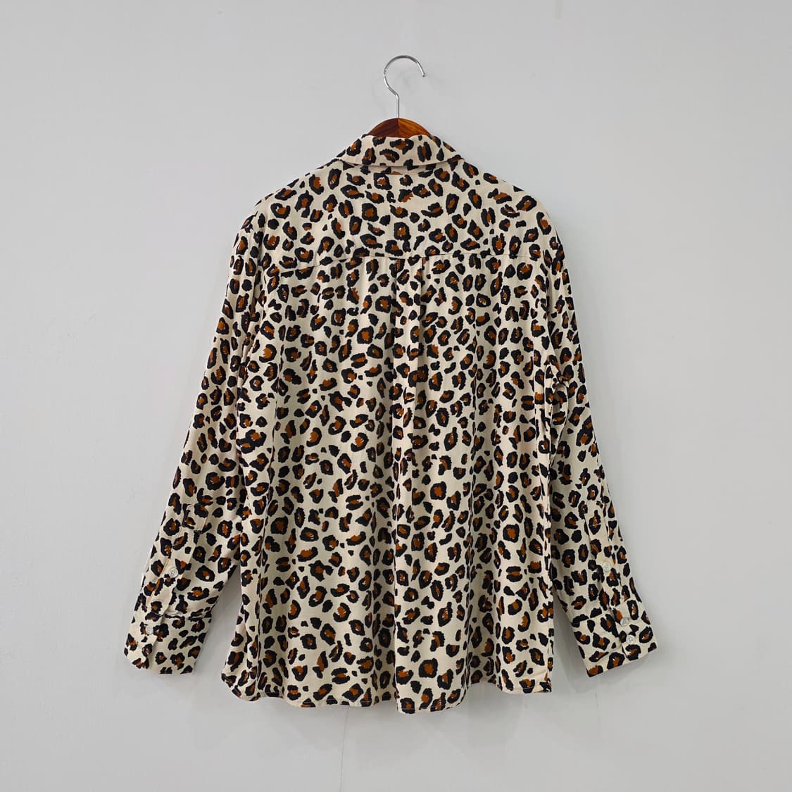 Velvet Heart 레오파트 패턴 셔츠 블라우스 상품이미지2