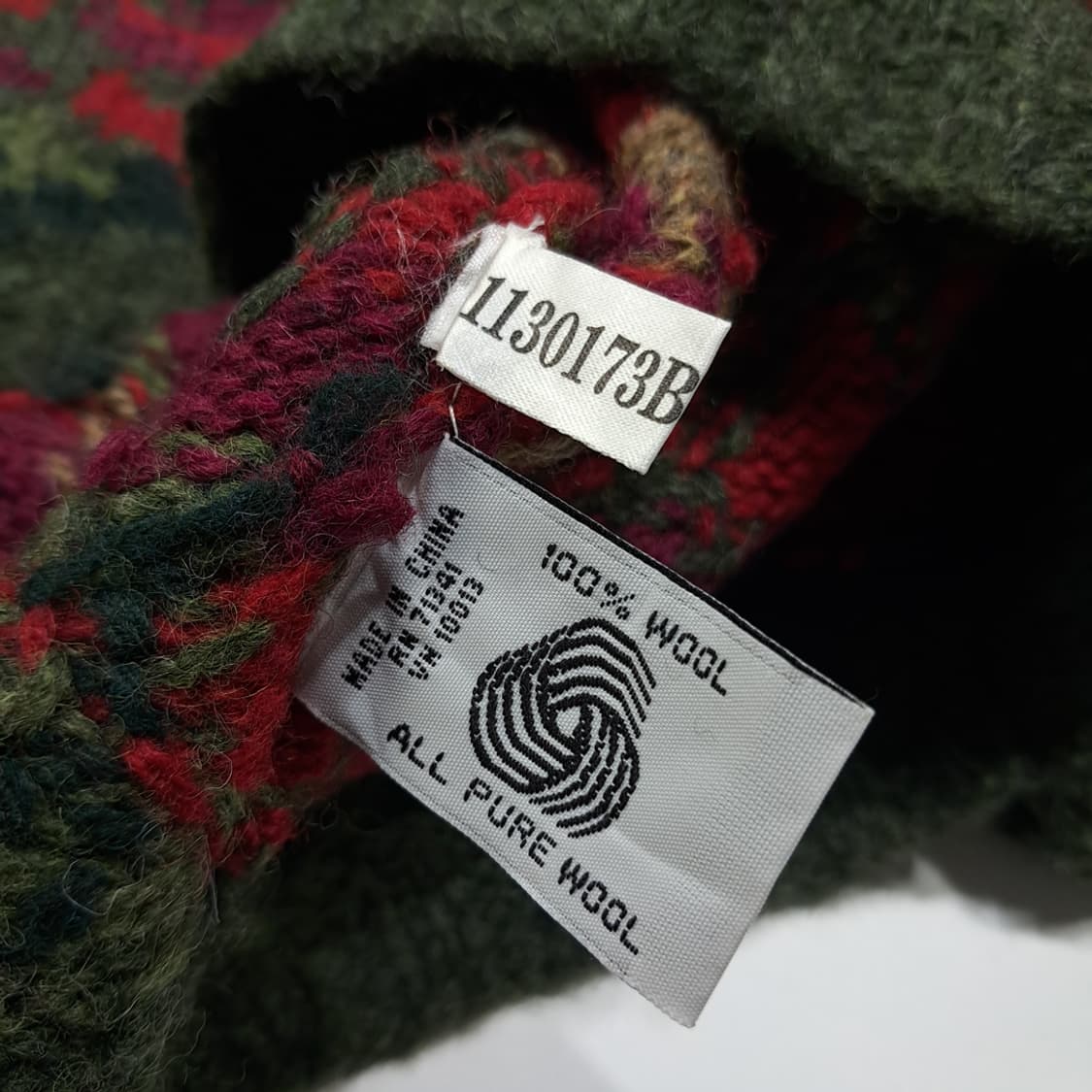 CL050 S 엘엘빈 포레스트 그린 플로럴 자수 헤비 울 하이넥 니트 상품이미지6