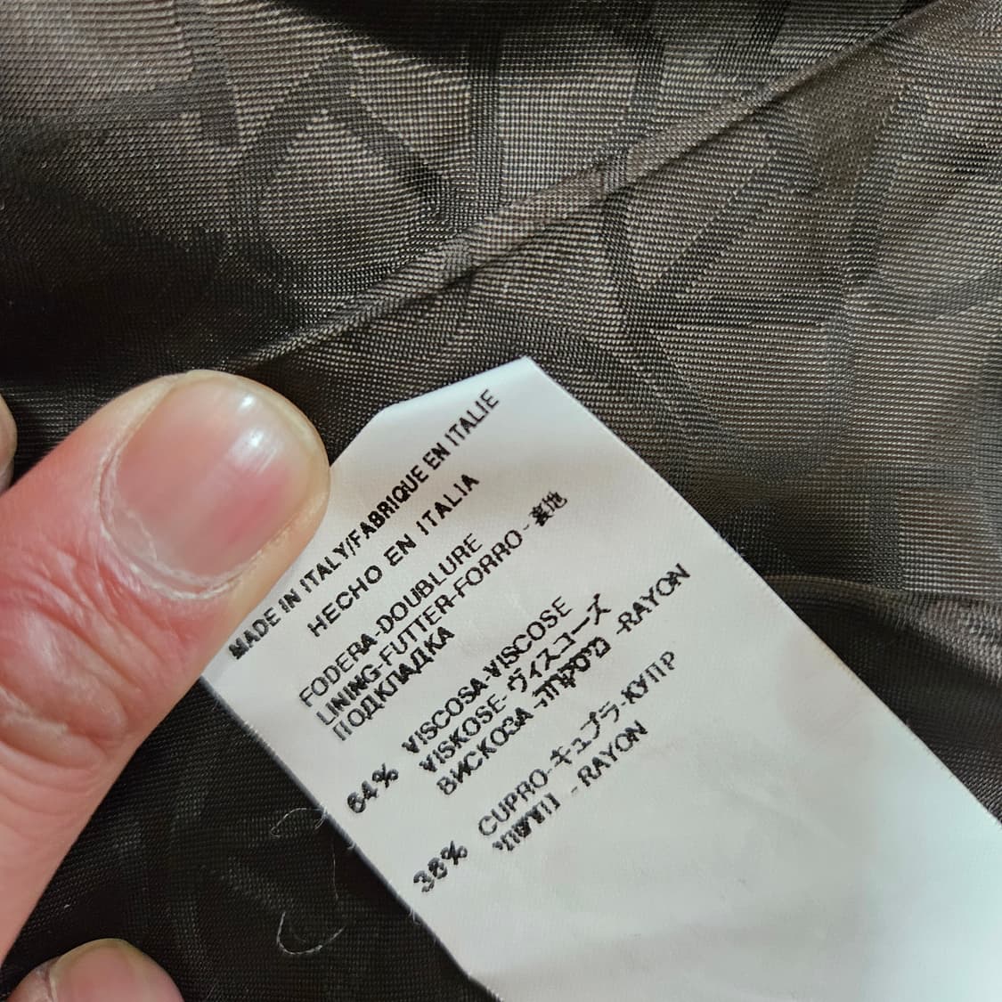 발렌티노(VALENTINO) Wool 혼방 체크 숏 집업 자켓
 상품이미지9