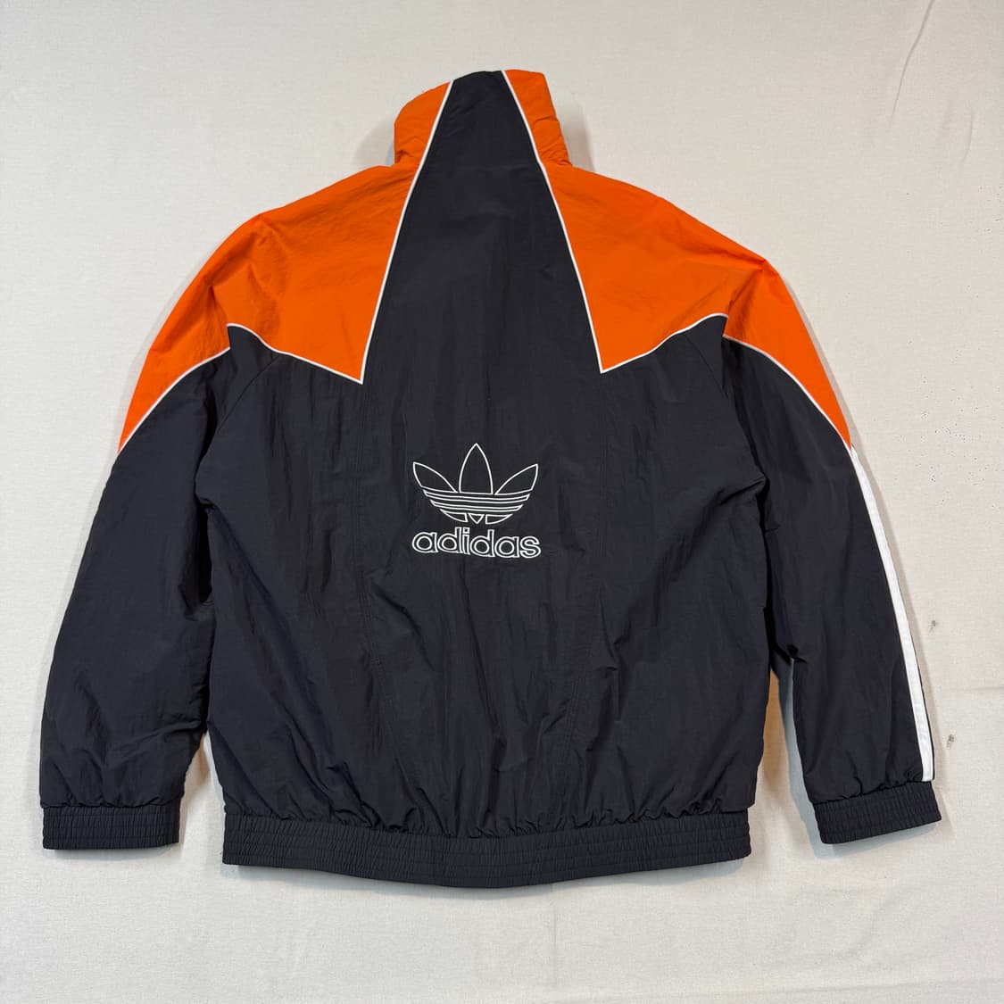 L) 아디다스 파이어버드 로고 바람막이 블랙/오렌지 상품이미지5