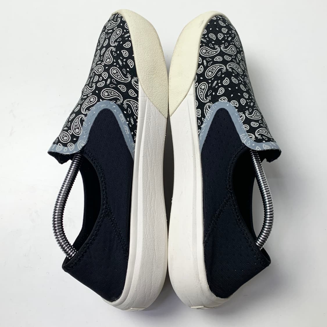 [275/정품] 반스 컴피쿠시 원 반다나 남성 운동화신발 상품이미지4