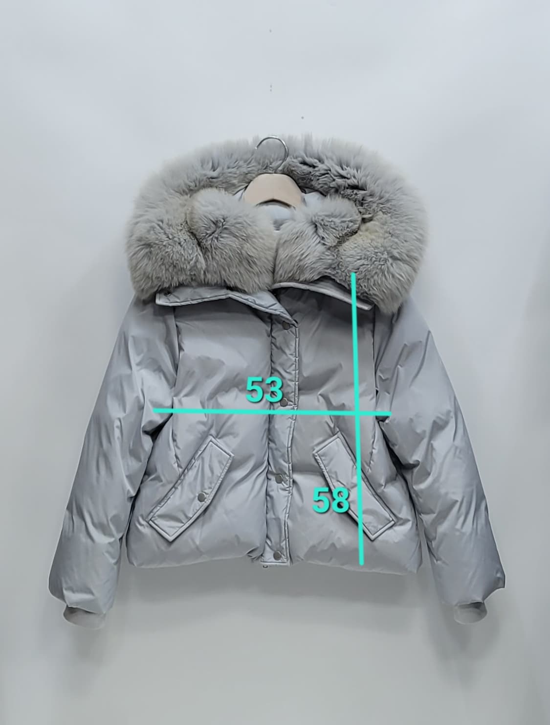 Mayonez 폭스퍼 구스 다운 숏 패딩 / 여 FREE
 상품이미지10