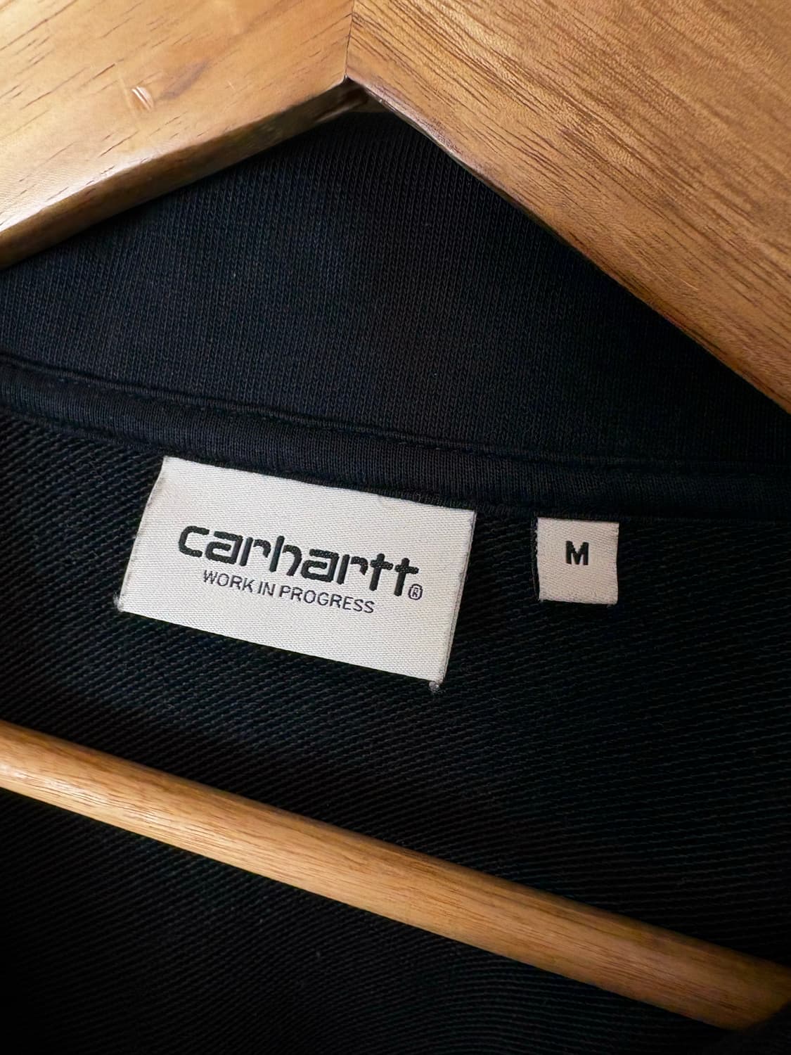 칼하트윕 반집업 맨투맨 블랙 상품이미지5