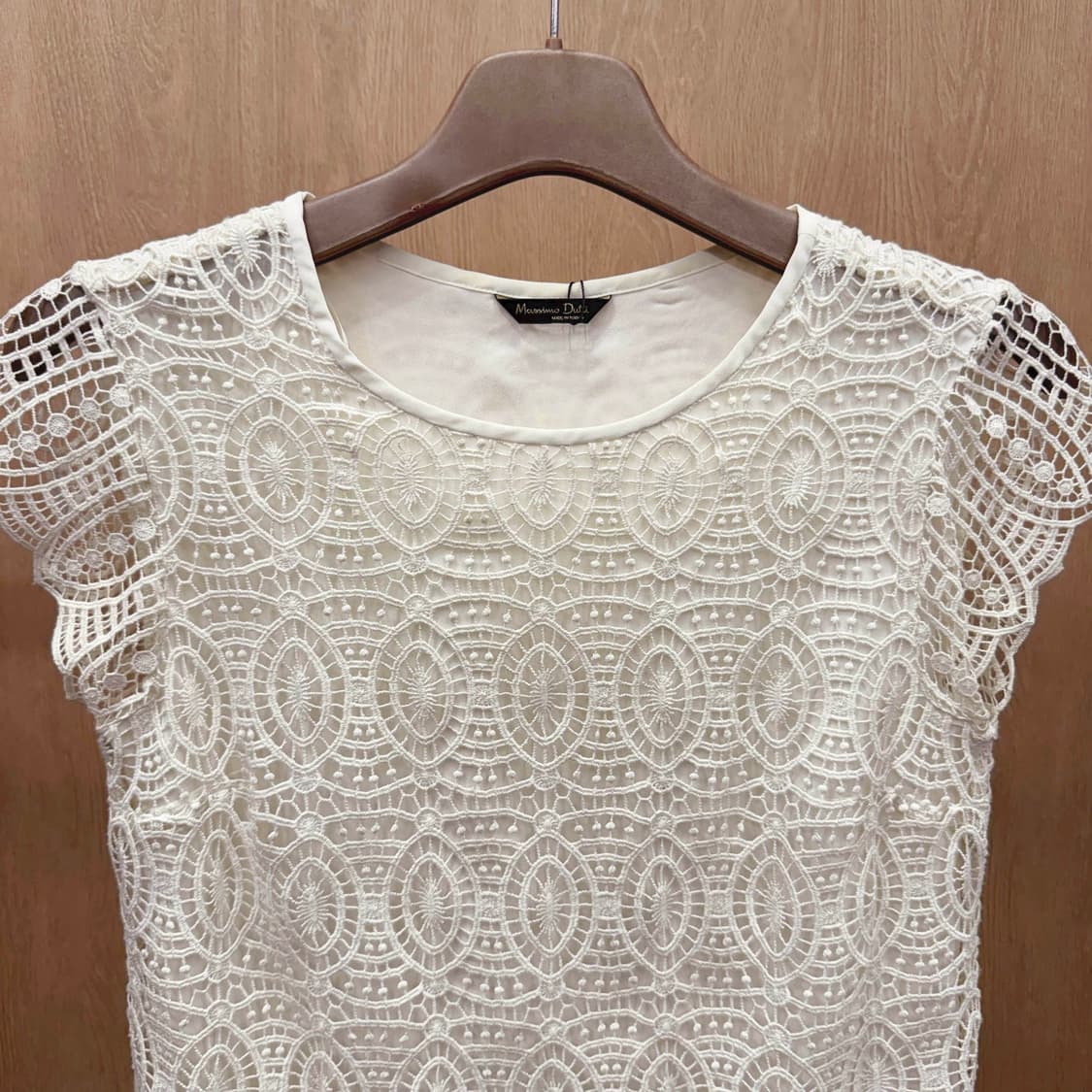 마시모두띠 레이스 자수 블라우스 크로셰 플로럴 패턴 캡소매 아이보리 상품이미지4