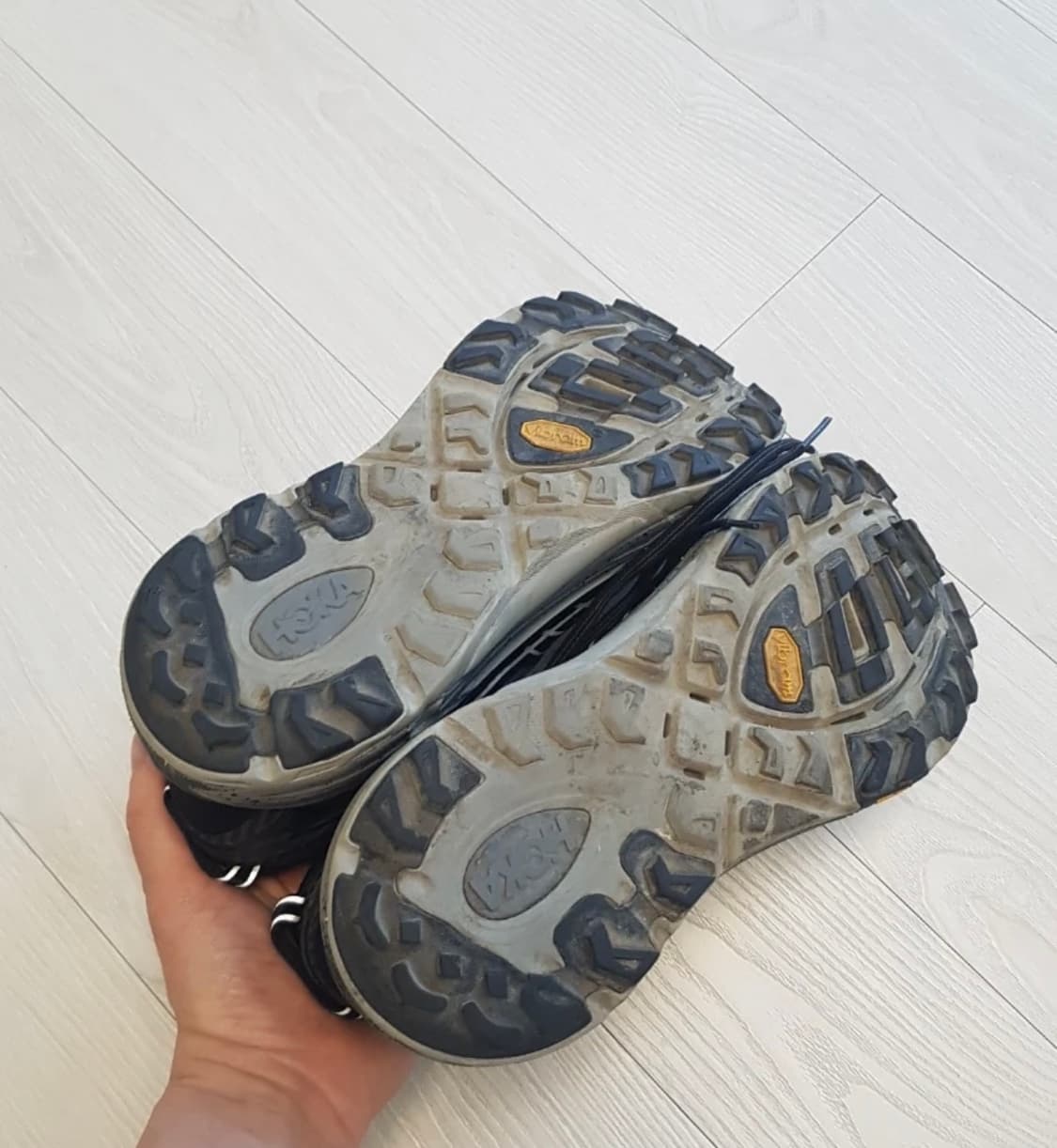 호카 마파테 스피드 2 280 사이즈  사진 찍고 절대 안신습니다 상품이미지5