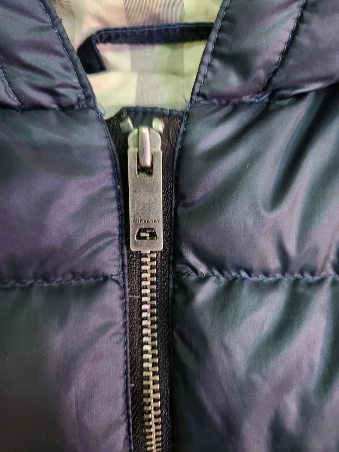 버버리 키즈 네이비 후드 패딩점퍼 상품이미지3