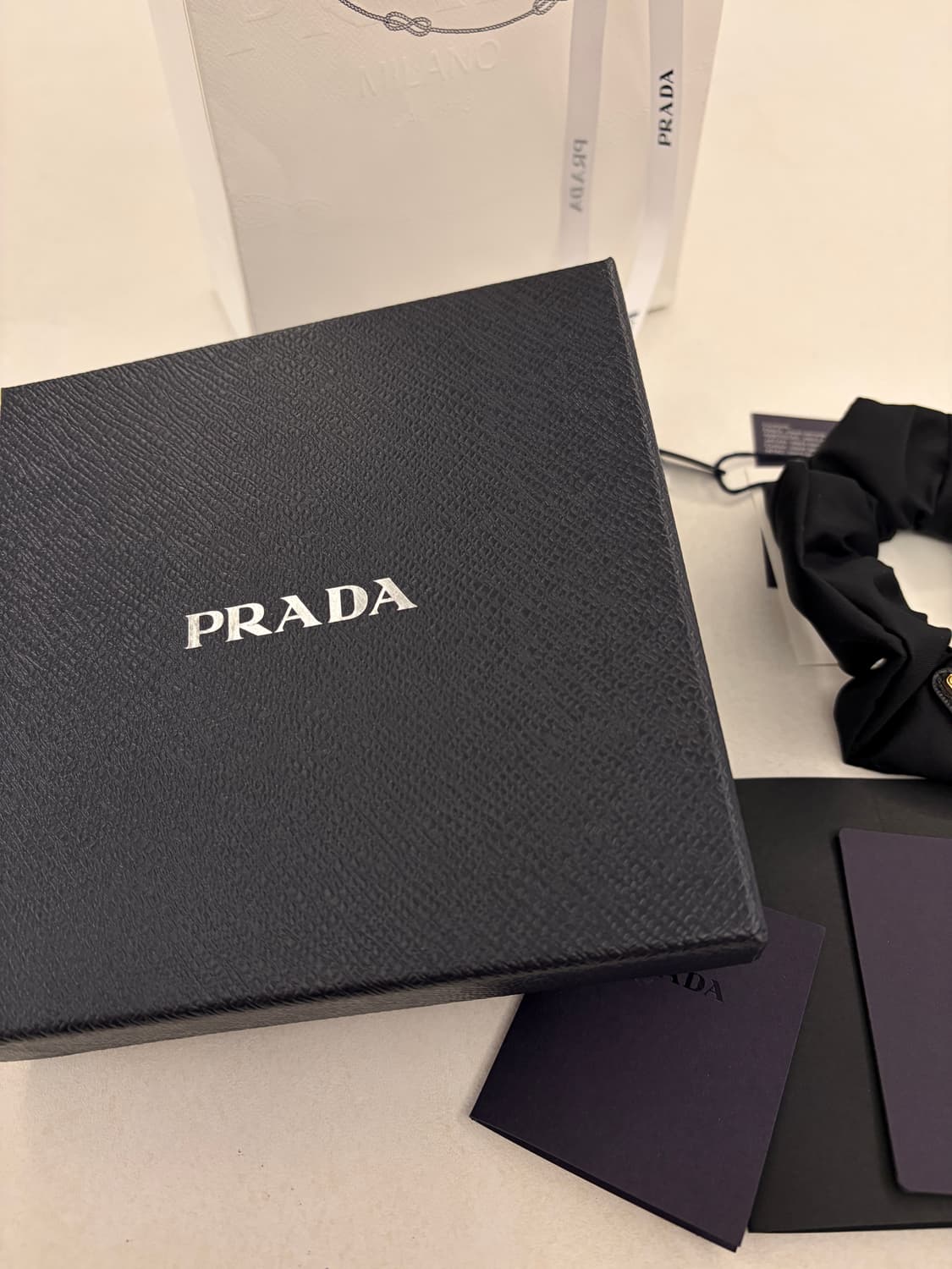 프라다 머리끈 상품이미지5