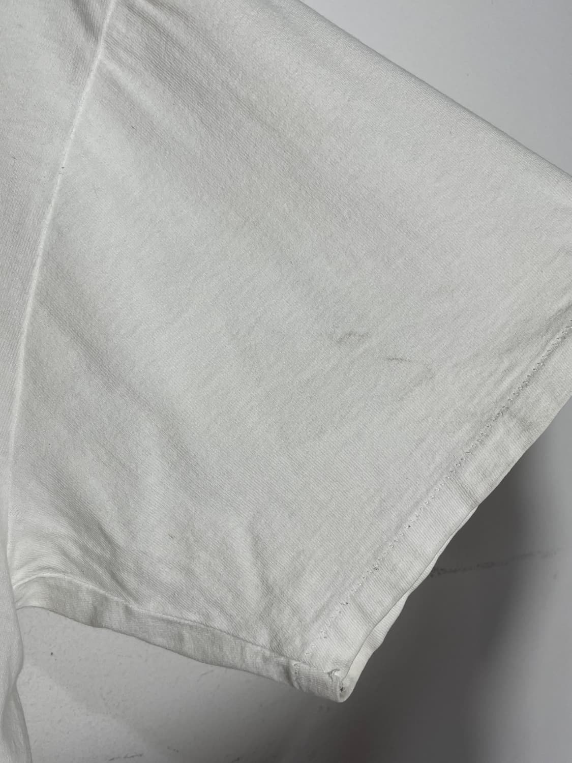 BAPE 베이프 화이트 반팔 티셔츠 레드 로고 상품이미지5