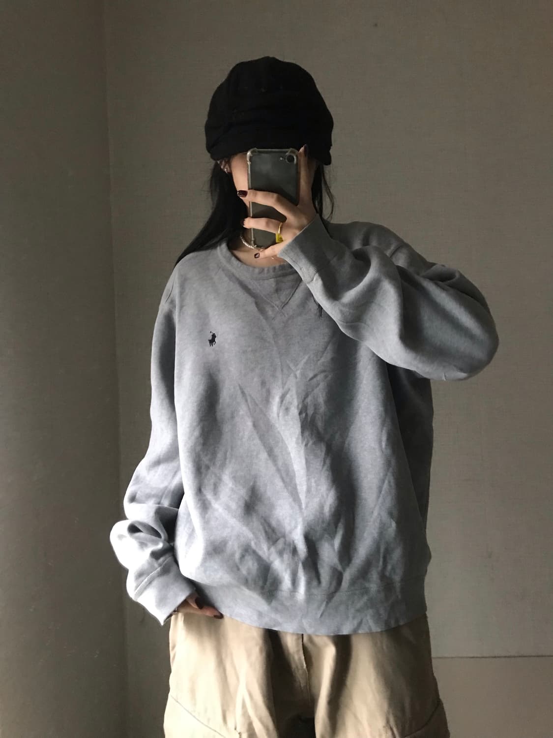 폴로 그레이 오버핏 맨투맨 상품이미지3