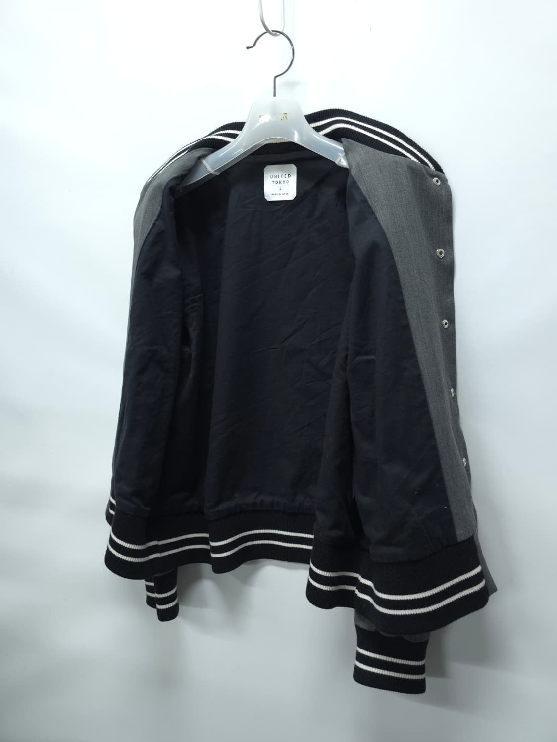 ​유나이티드도쿄 남성 스타디움 자켓 (그레이/2사이즈) 상품이미지9