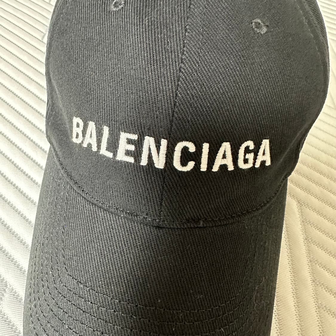발렌시아가 볼캡 블랙 L사이즈 (59) 상품이미지4