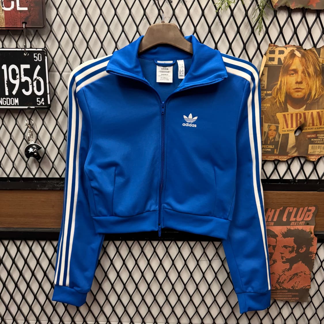 아디다스 우먼스 크롭 트랙자켓 전면 로고 포인트 블루 상품이미지1