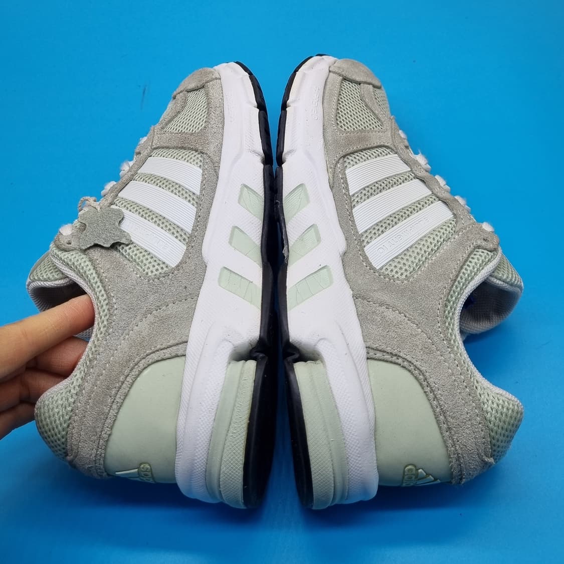 아디다스 이큅먼트10 운동화225 상품이미지5