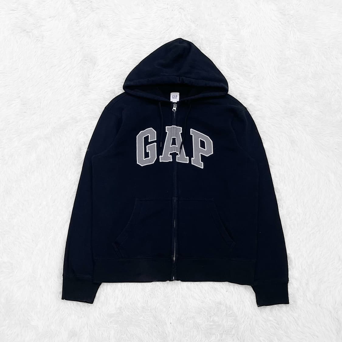 갭 Gap 스펠 로고 후드집업 블랙 상품이미지2