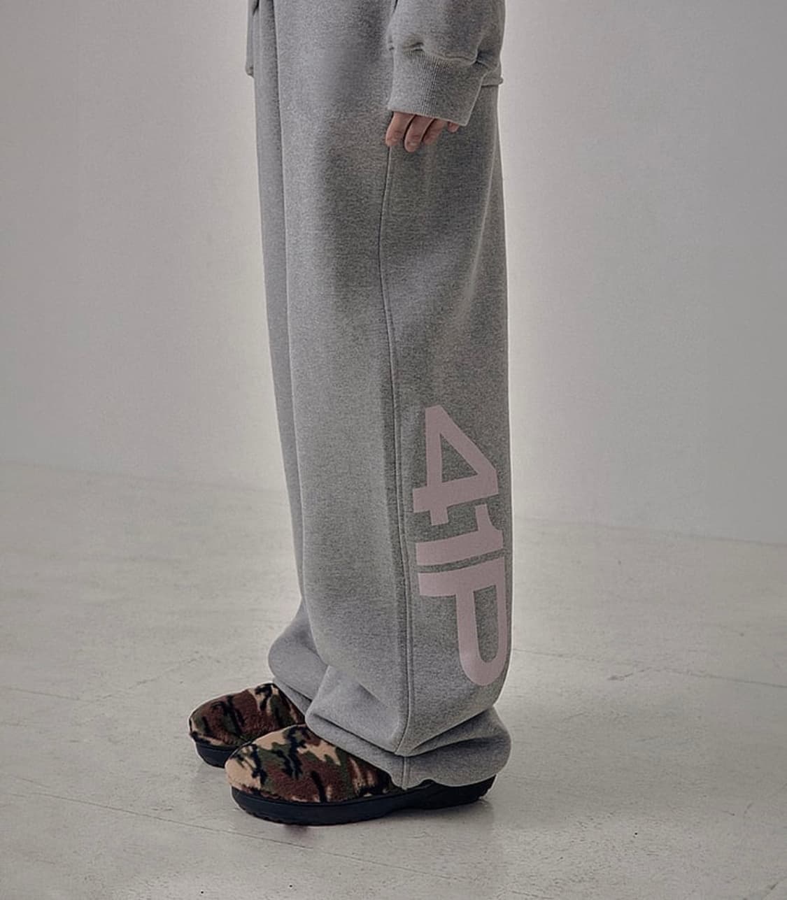 사일프레이 41P 회색 후드티 + 트레이닝 바지 세트 상품이미지6