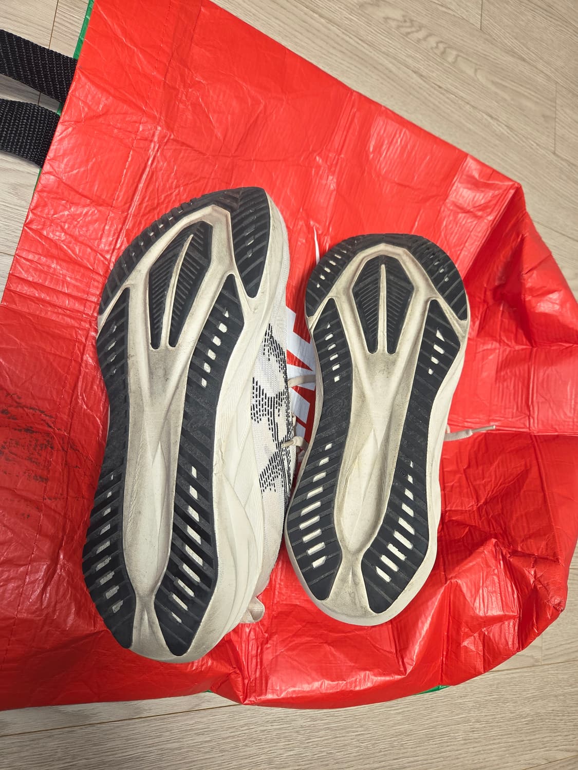 아식스 노바 블라스트5 오트밀 상품이미지3