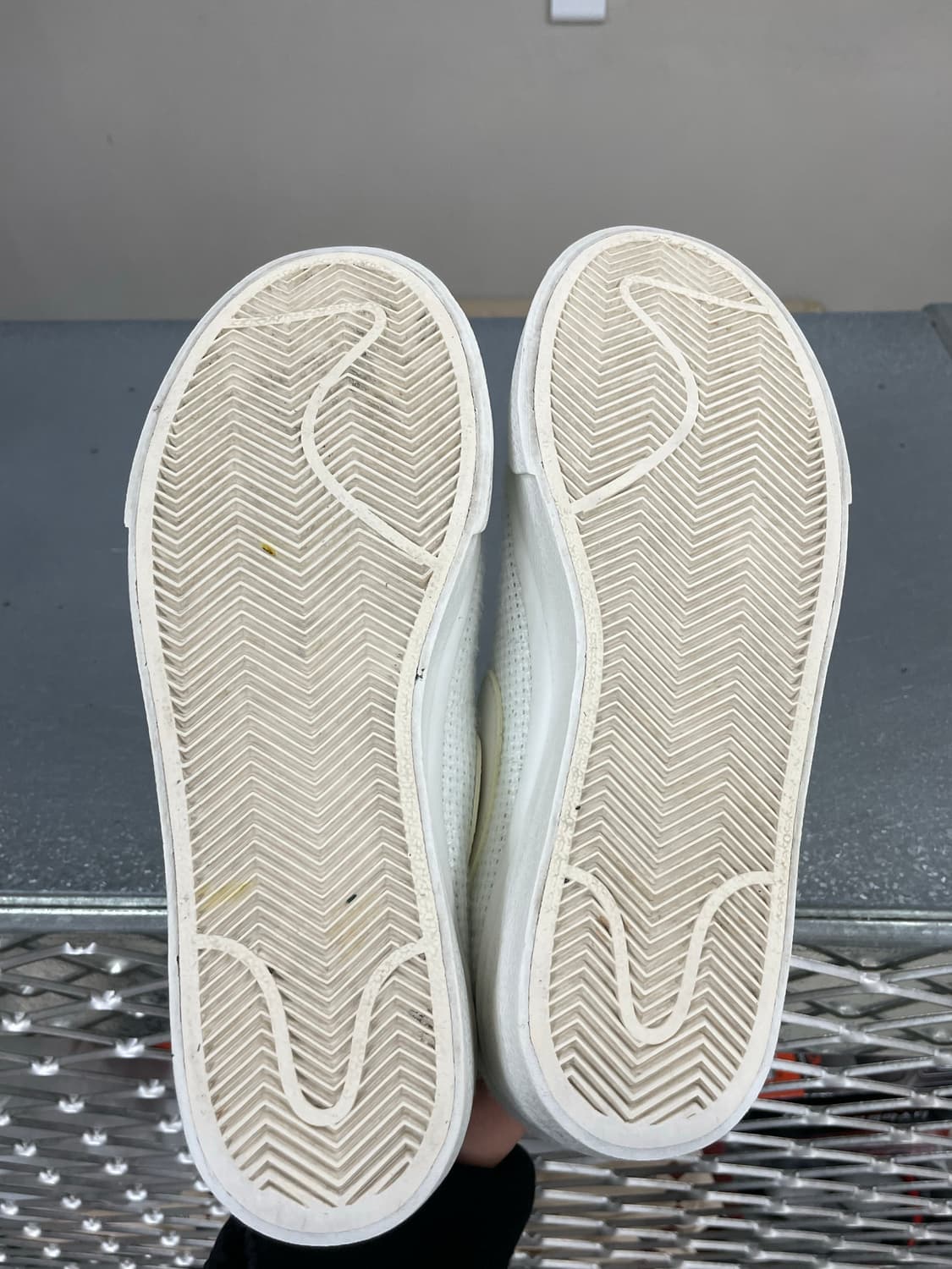 나이키 블레이저 로우 화이트 235 상품이미지6