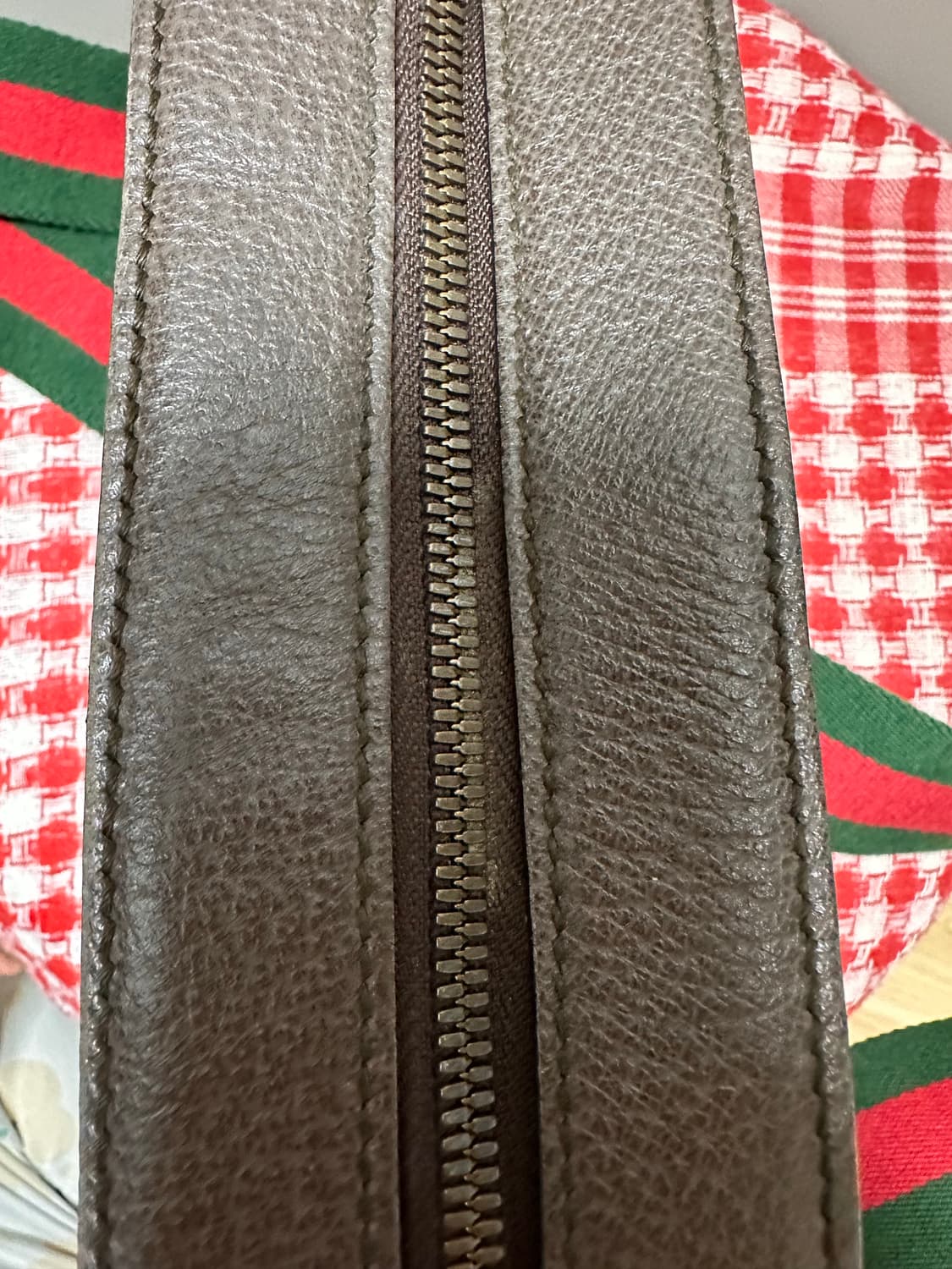 구찌 GG 수프림 메신저백 상품이미지5