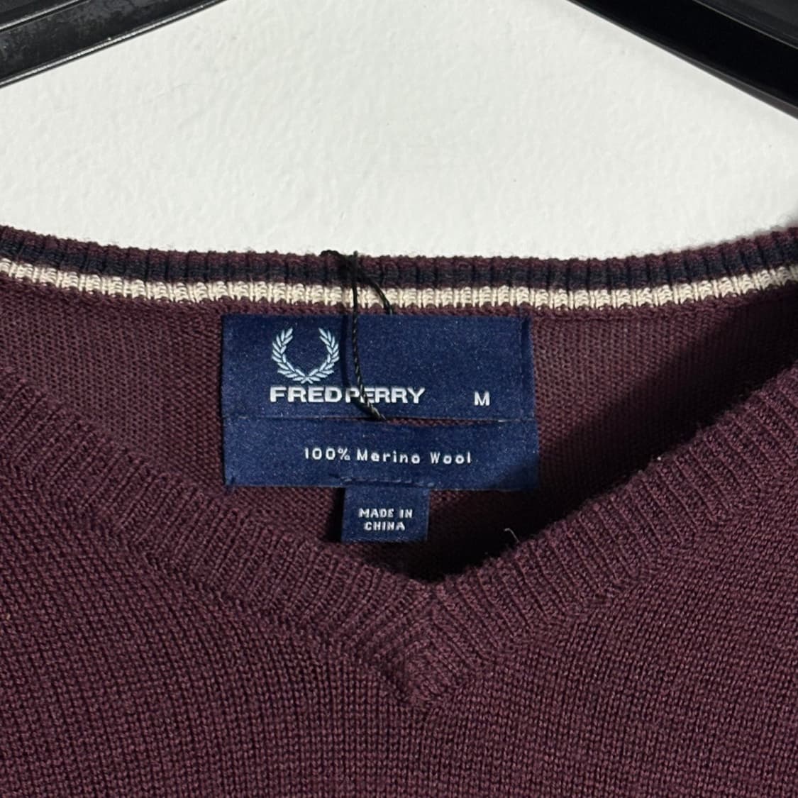 프레드페리 버건디 브이넥 니트 스웨터 (무료배송) 상품이미지3