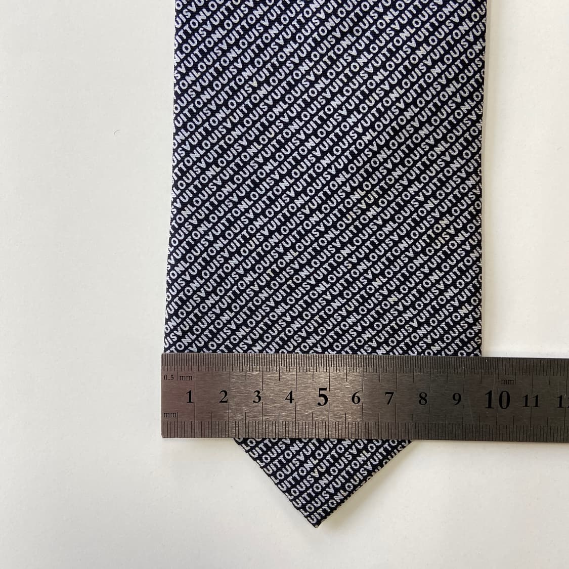 루이비통 (LOUIS VUITTON) 모노그램 정품 명품넥타이 상품이미지7