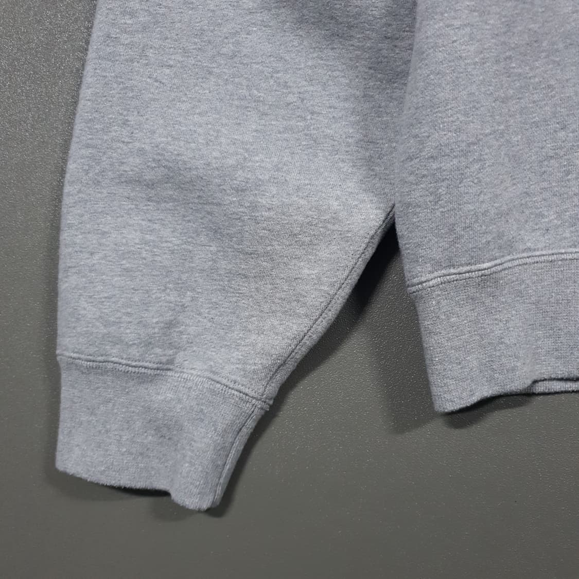 실측 M) 나이키 X 스투시 신형 22FW NRG 플리스 크루넥 그레이 상품이미지3