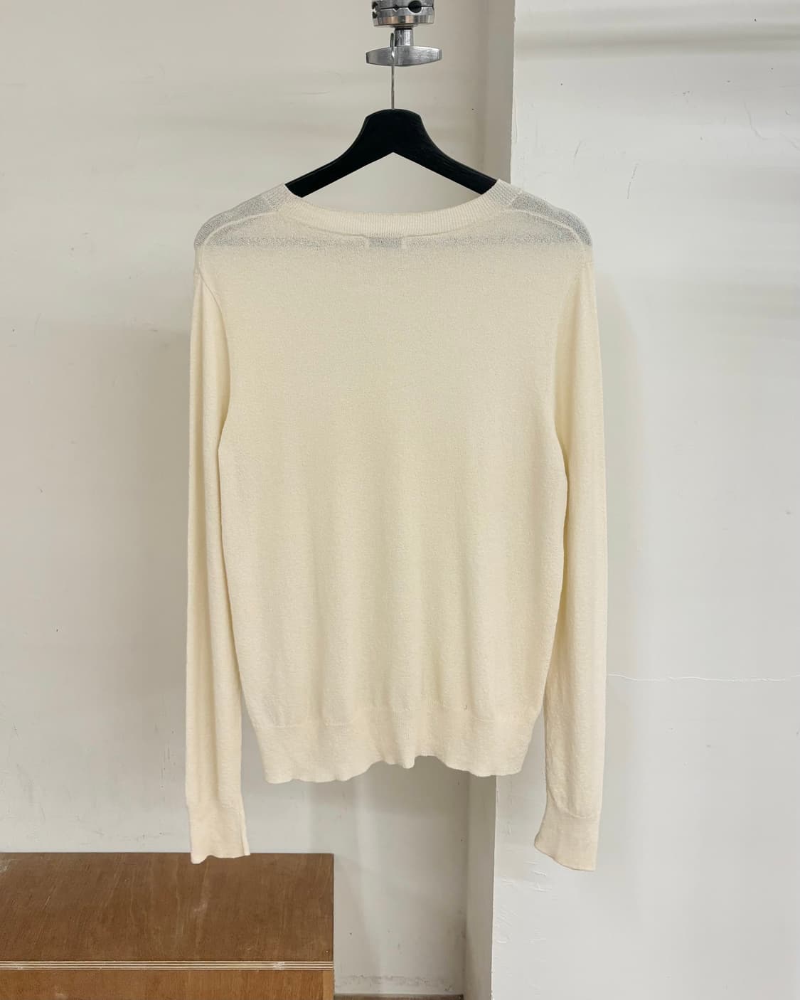 드리스 반 노튼 아이보리 라운드넥 니트  상품이미지6