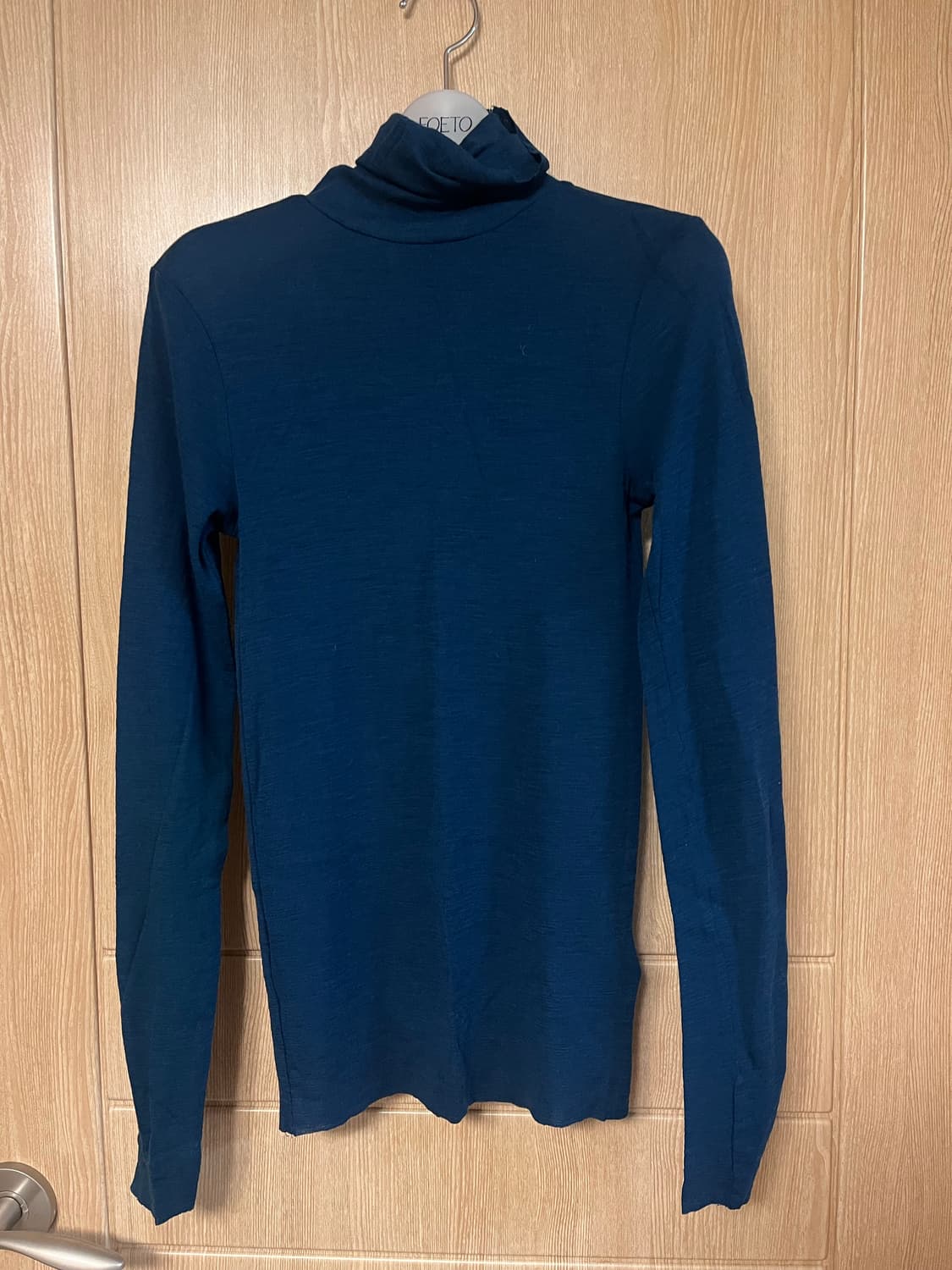 COS 코스 슬림핏 메리노 울 터틀넥 탑 청록컬러 상품이미지3