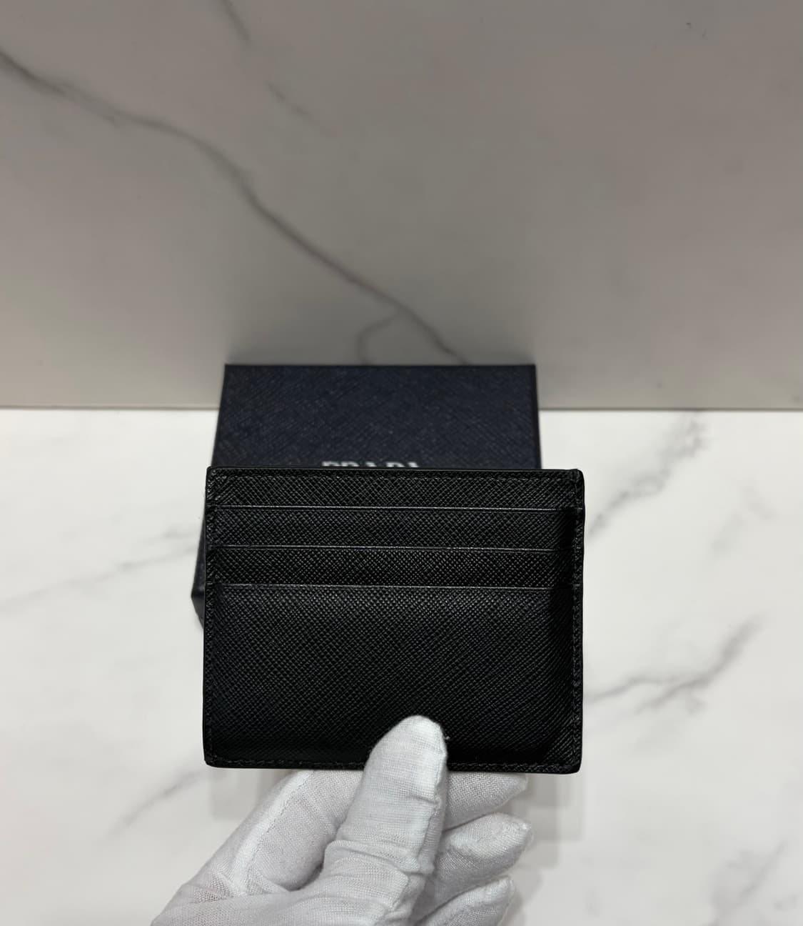 [정품] S급 프라다 트라이앵글 사피아노 카드지갑 상품이미지2