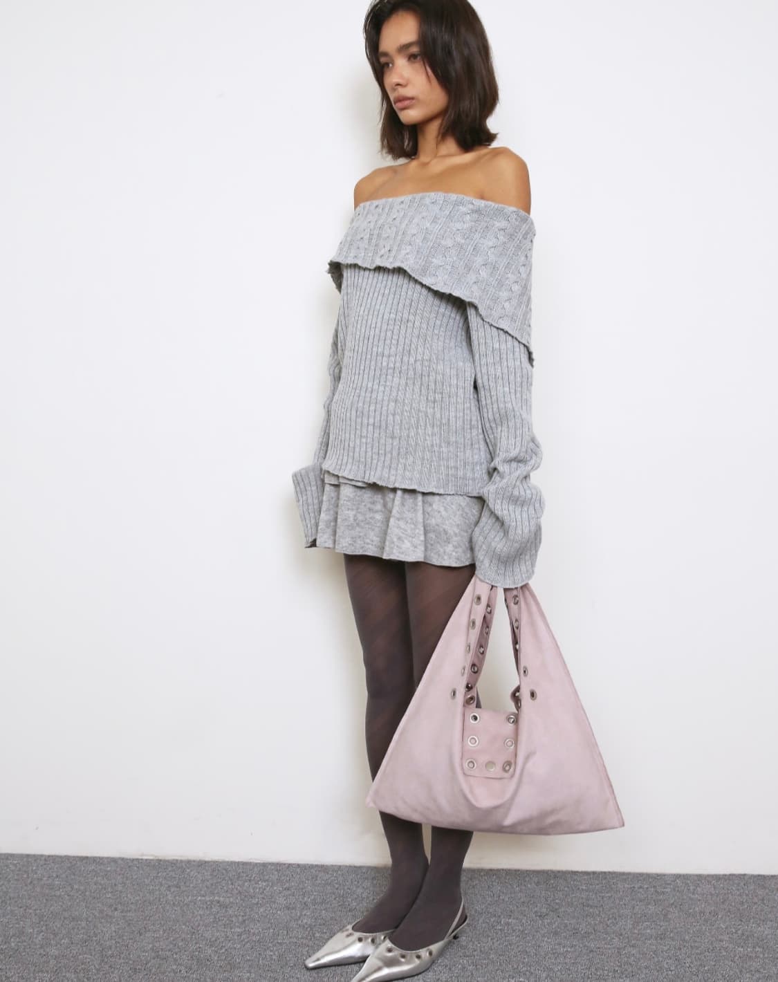 폴리수엠 아일렛 스웨이드 숄더백 핑크 상품이미지4