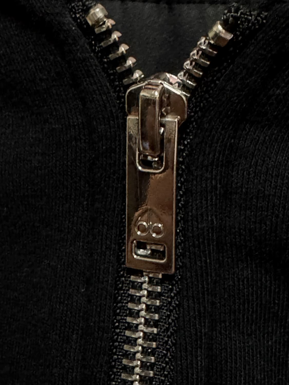 무스너클 버니스웨터 상품이미지3