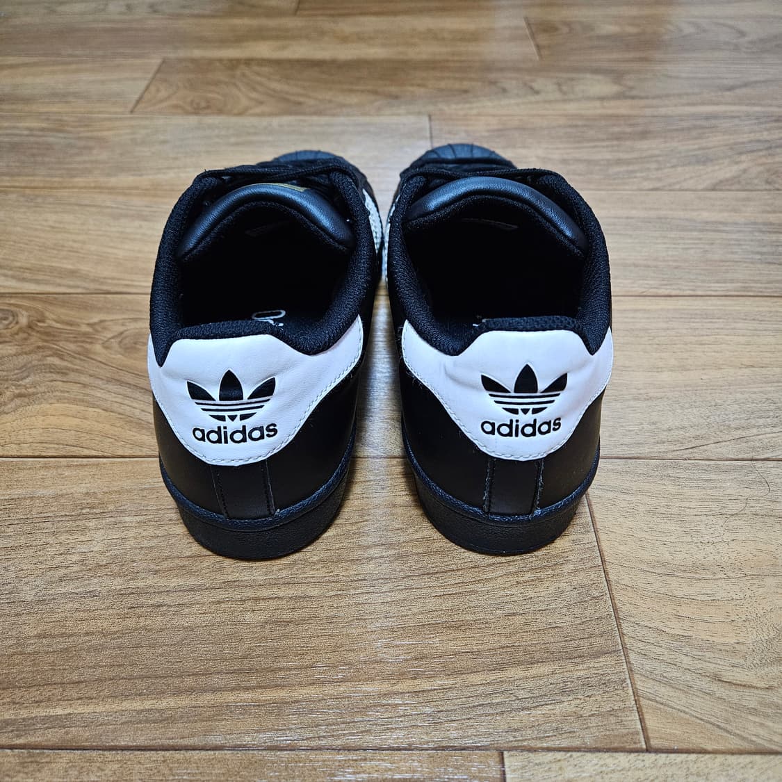 아디다스 슈퍼스타 240 상품이미지4