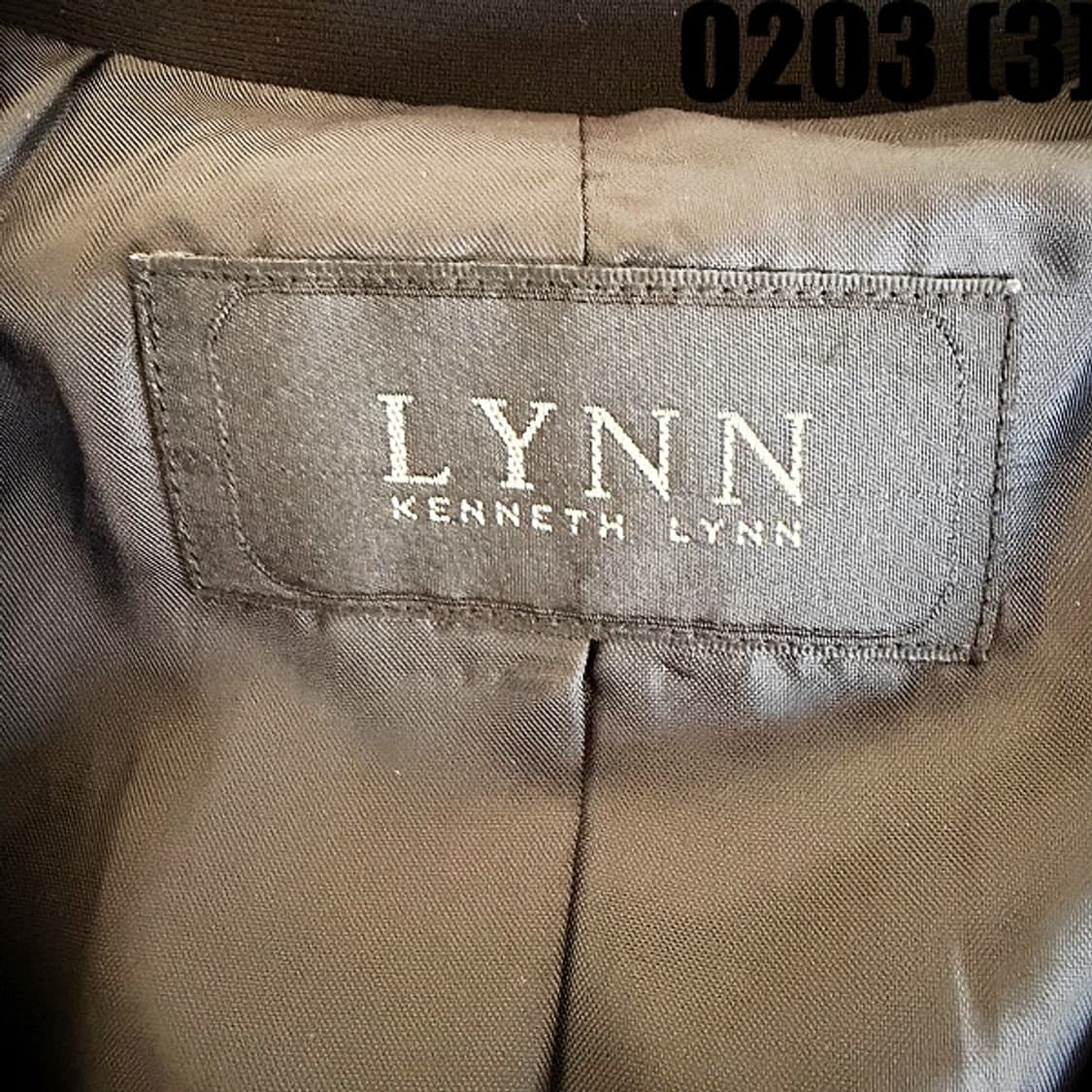 [3] 린 여성 블랙 원버튼 어깨 퍼프 블레이더 자켓 상품이미지3