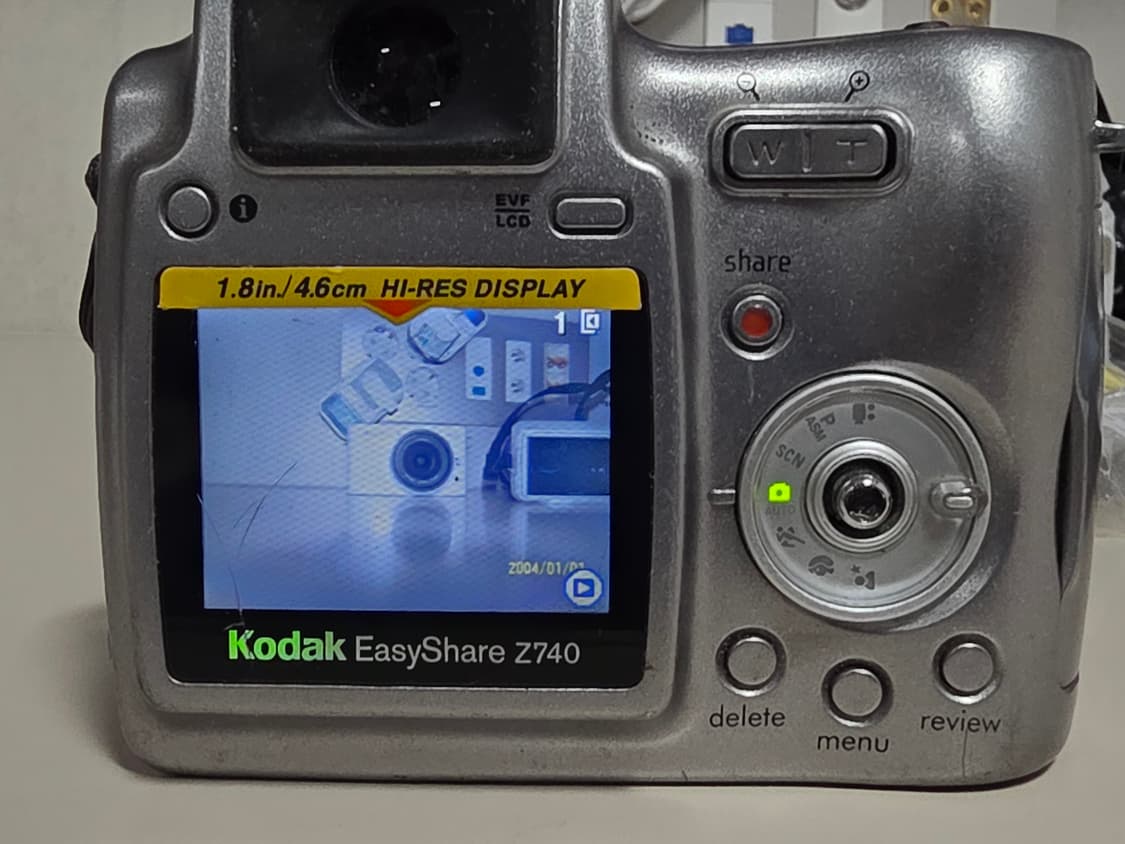 🎥 모델명
- 코닥 이지쉐어 Z740 디지털카메라 상품이미지7