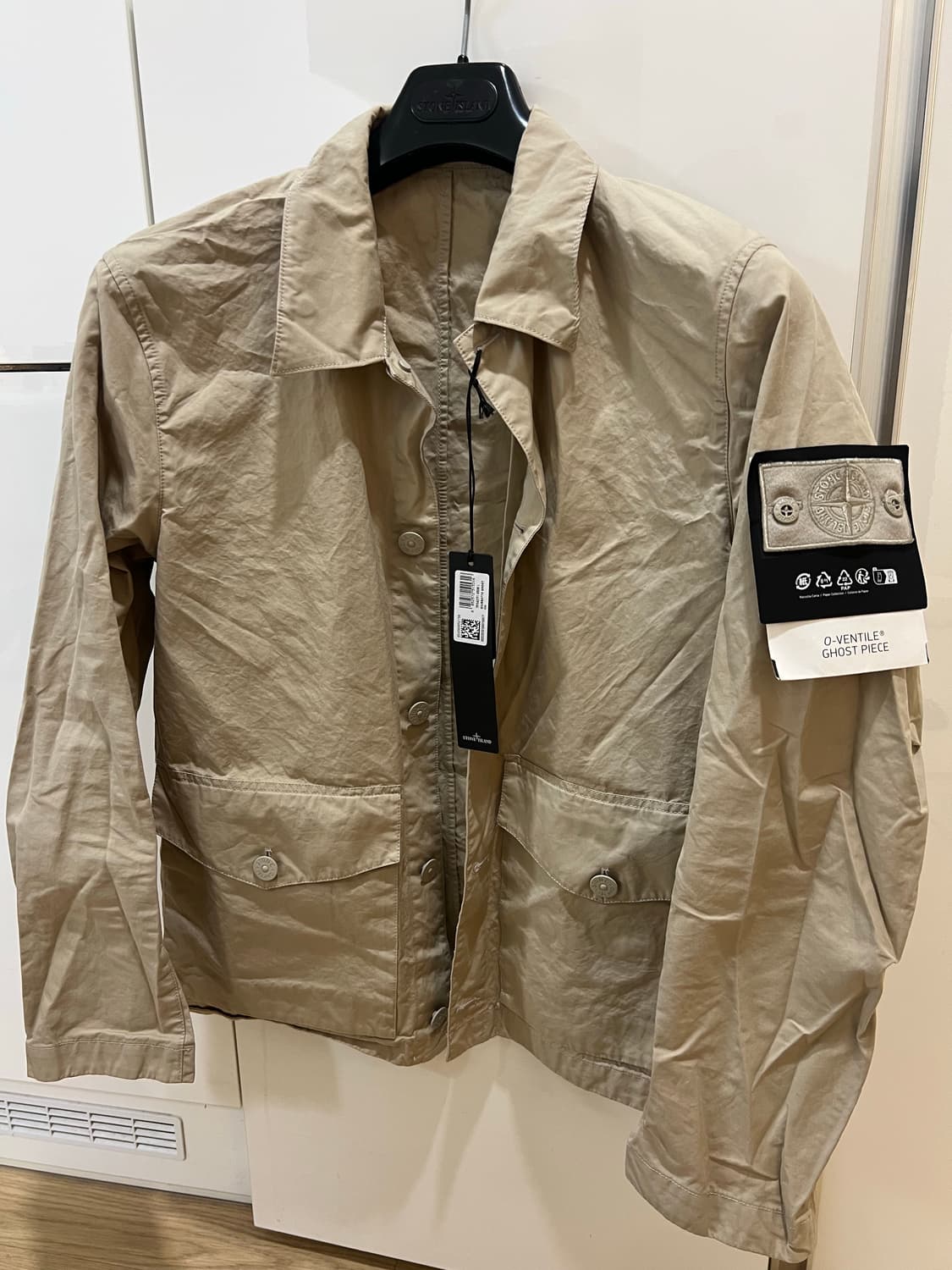 24fw 스톤아일랜드 고스트피스 베이지자켓 L (새상품급,한정판) 상품이미지1