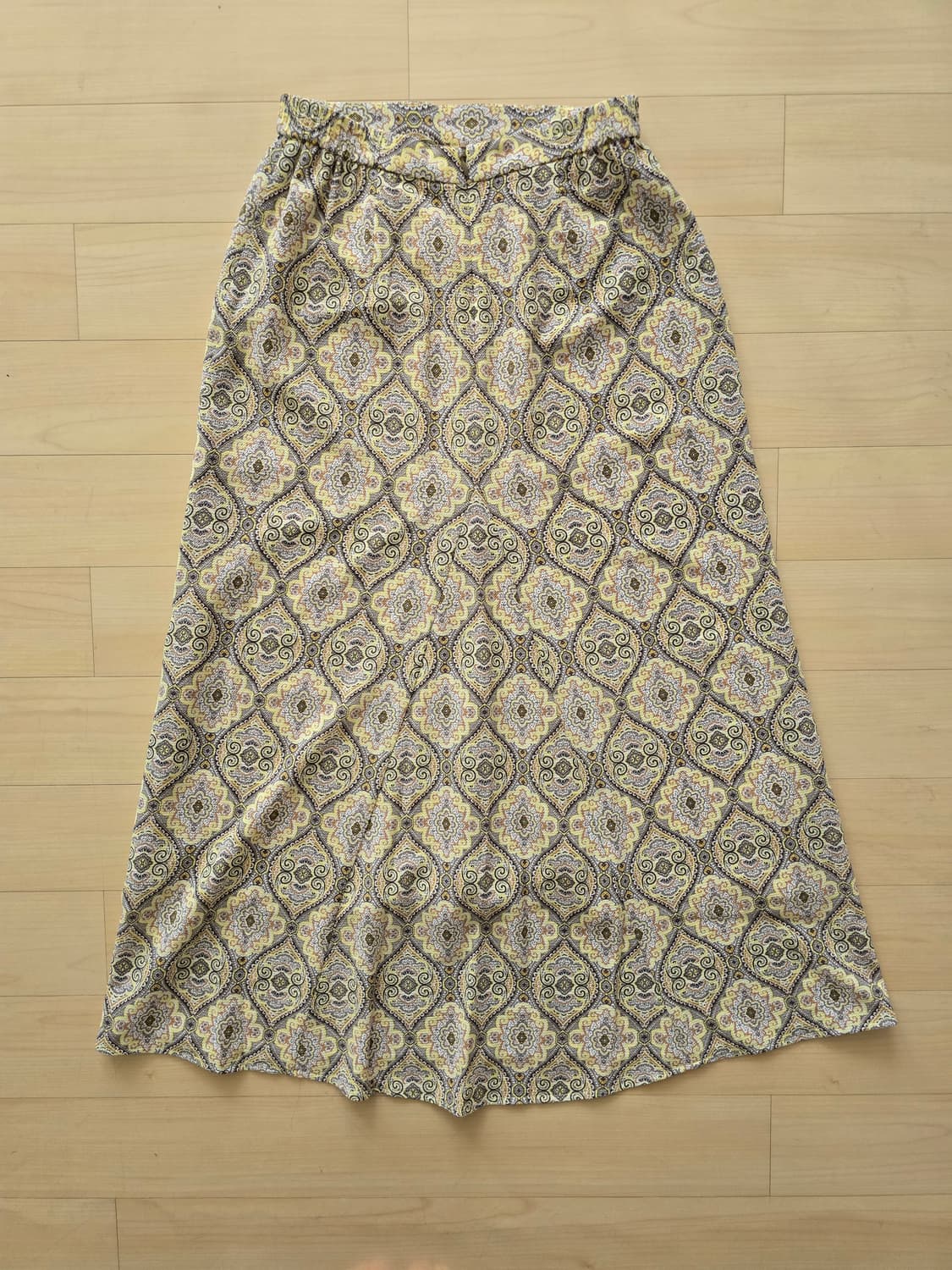 빈티지 무드 옐로우 페이즐 롱 스커트 상품이미지8