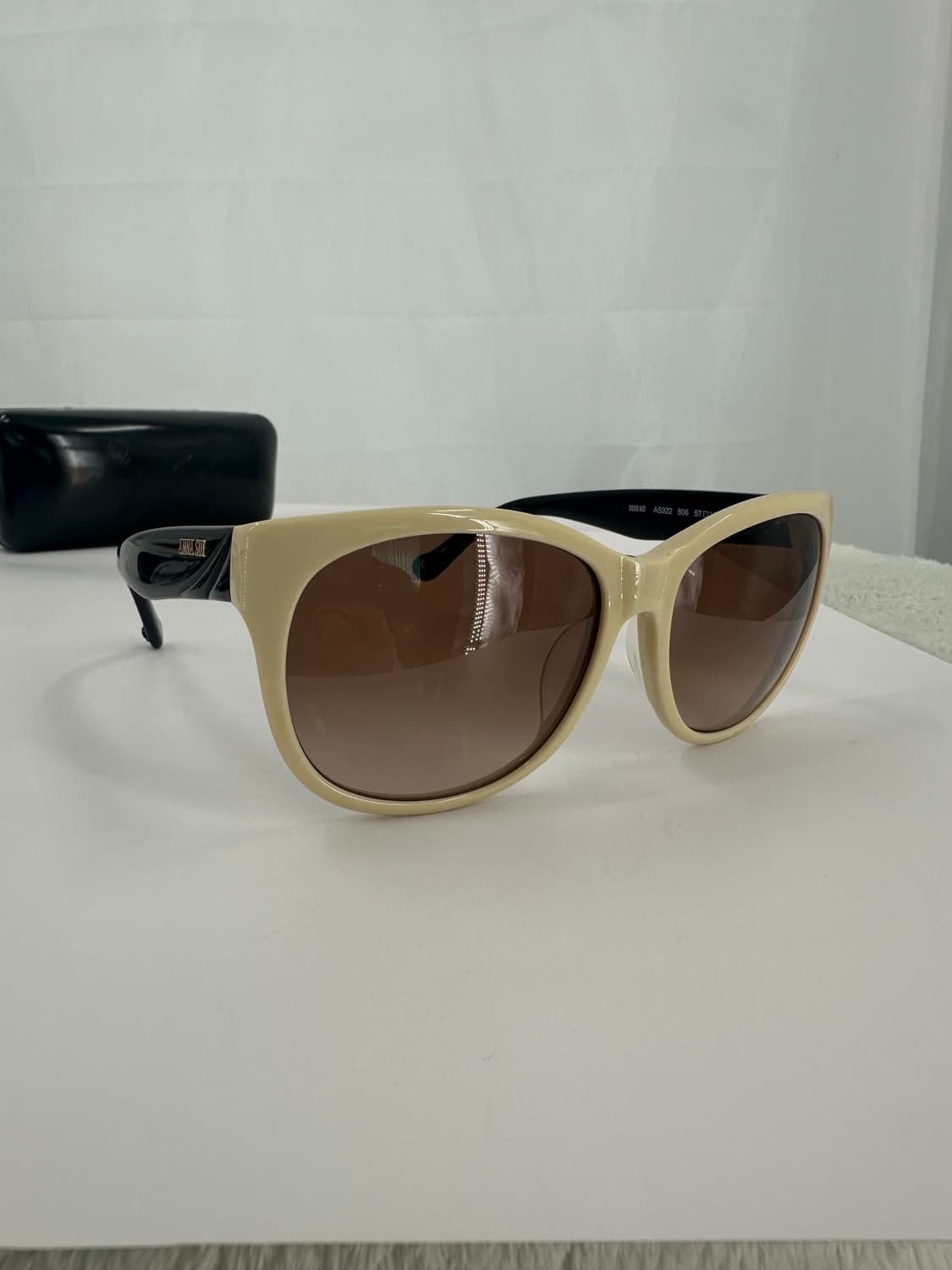 [새상품 무료배송] 정품 안나수이 Made in Italy 선글라스 상품이미지1