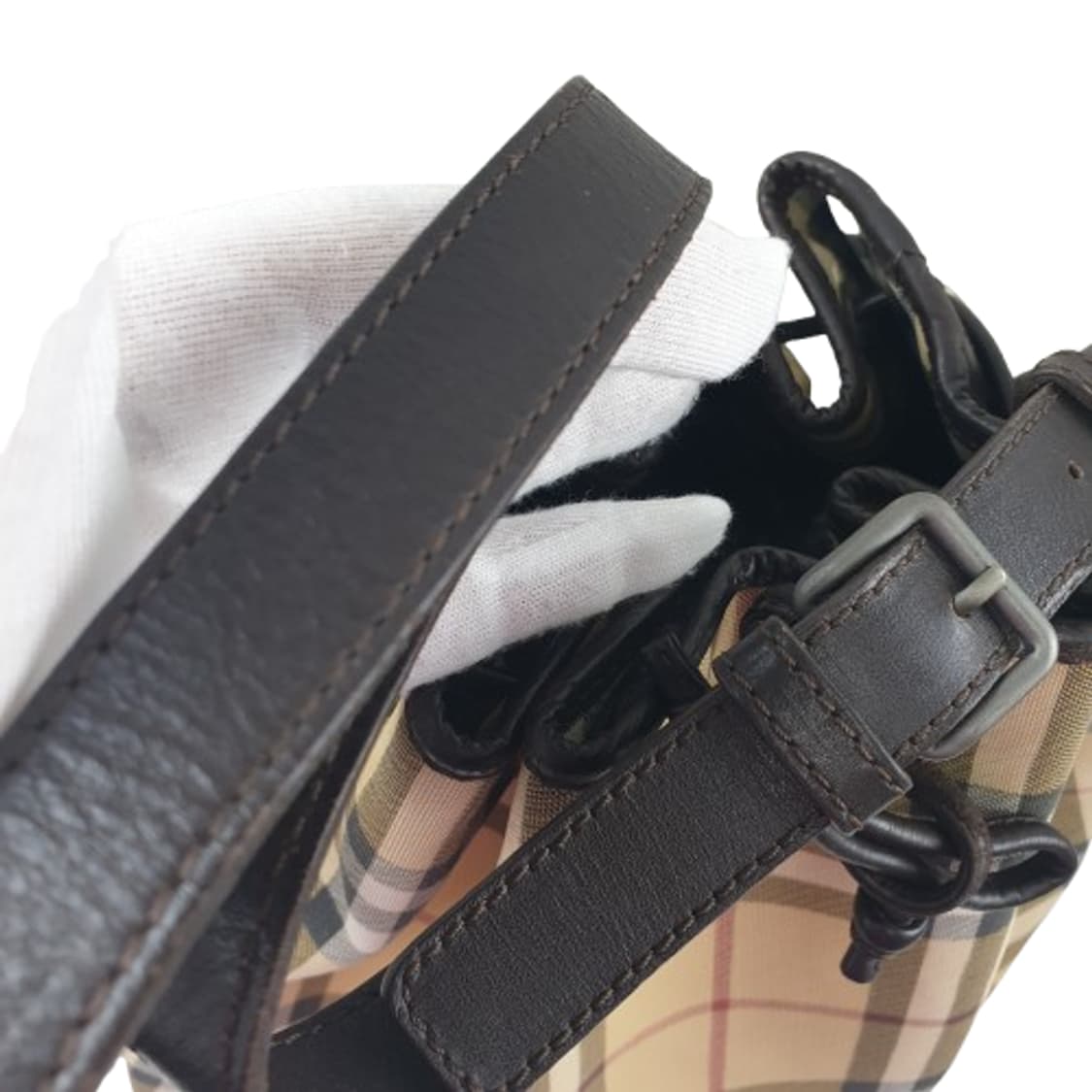 버버리 노바체크  라지 버킷백 상품이미지4