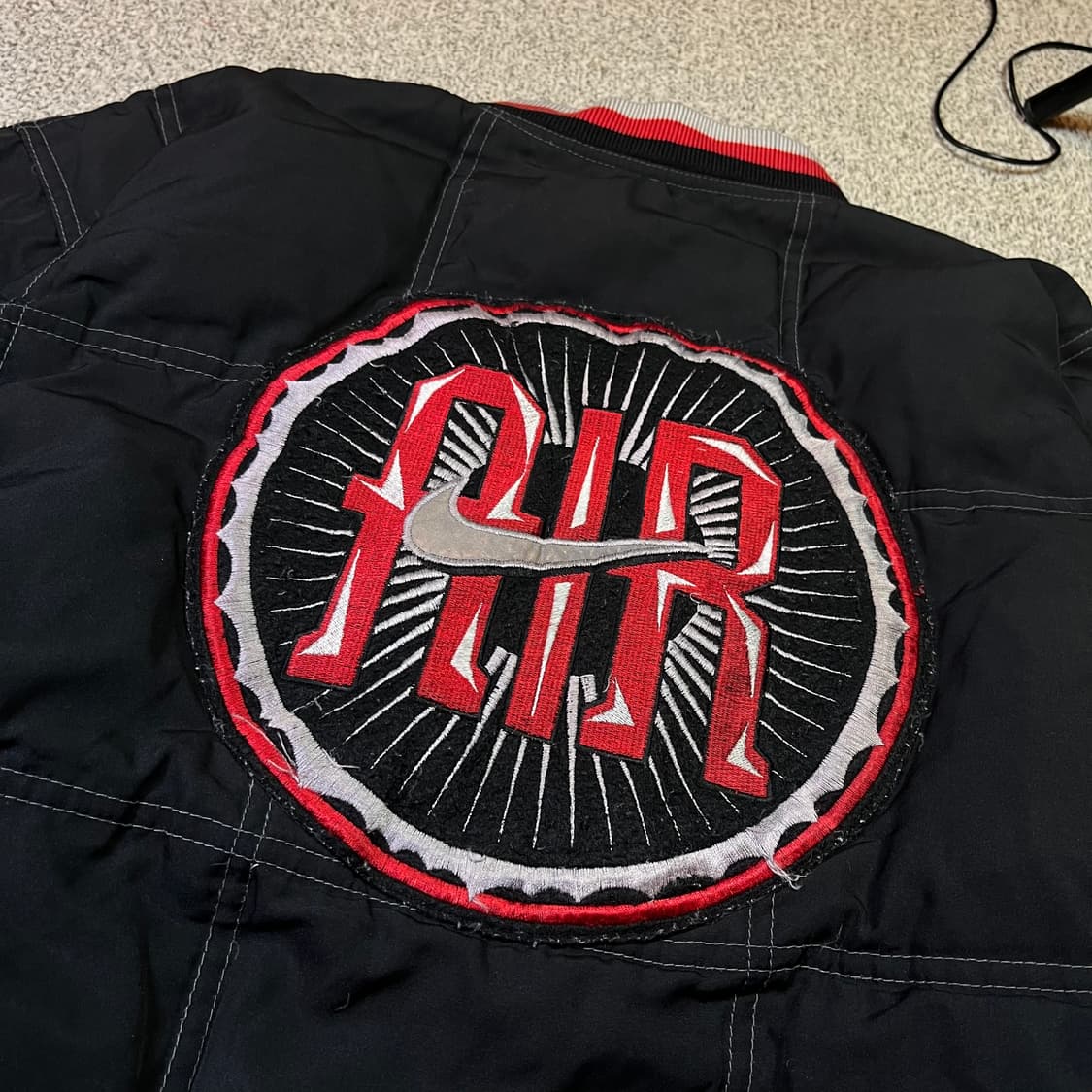 나이키 90s 올드스쿨 빅로고 블록 덕다운 패딩  상품이미지3