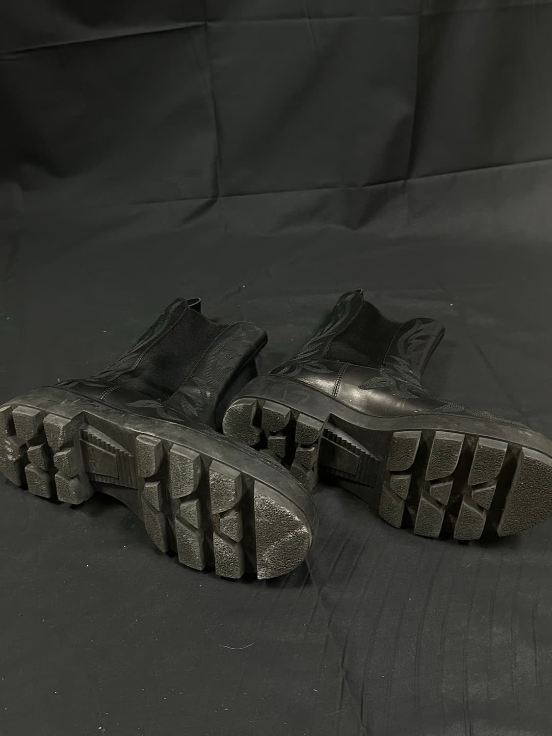 미우미우 플레임 디테일 플랫폼 부츠 235mm 상품이미지3